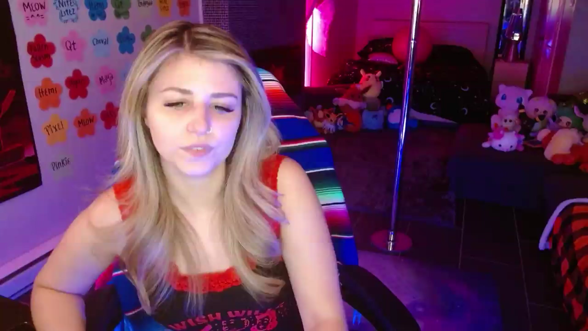 Gallery image thumbnail from Serafina's myfreecams stream on, 07/08/2026, 02:56 image 4 of 20
