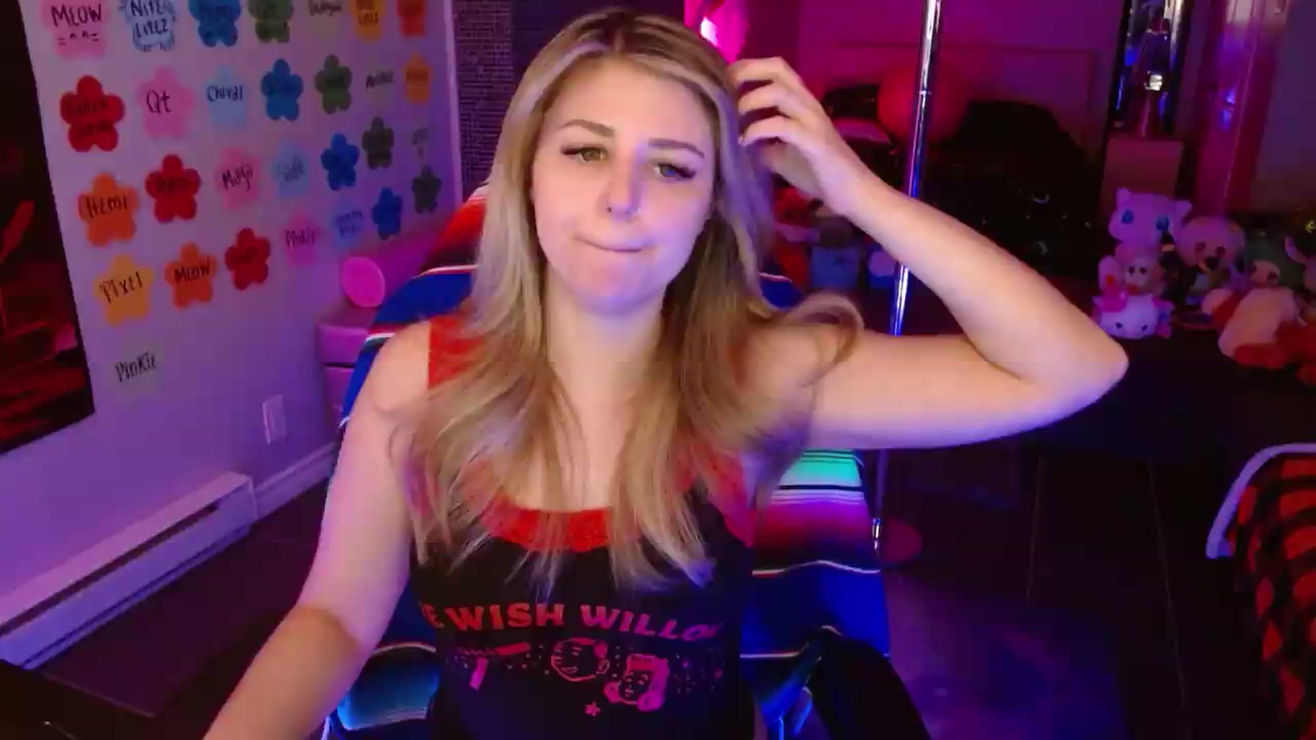 Gallery image thumbnail from Serafina's myfreecams stream on, 07/08/2026, 02:56 image 6 of 20