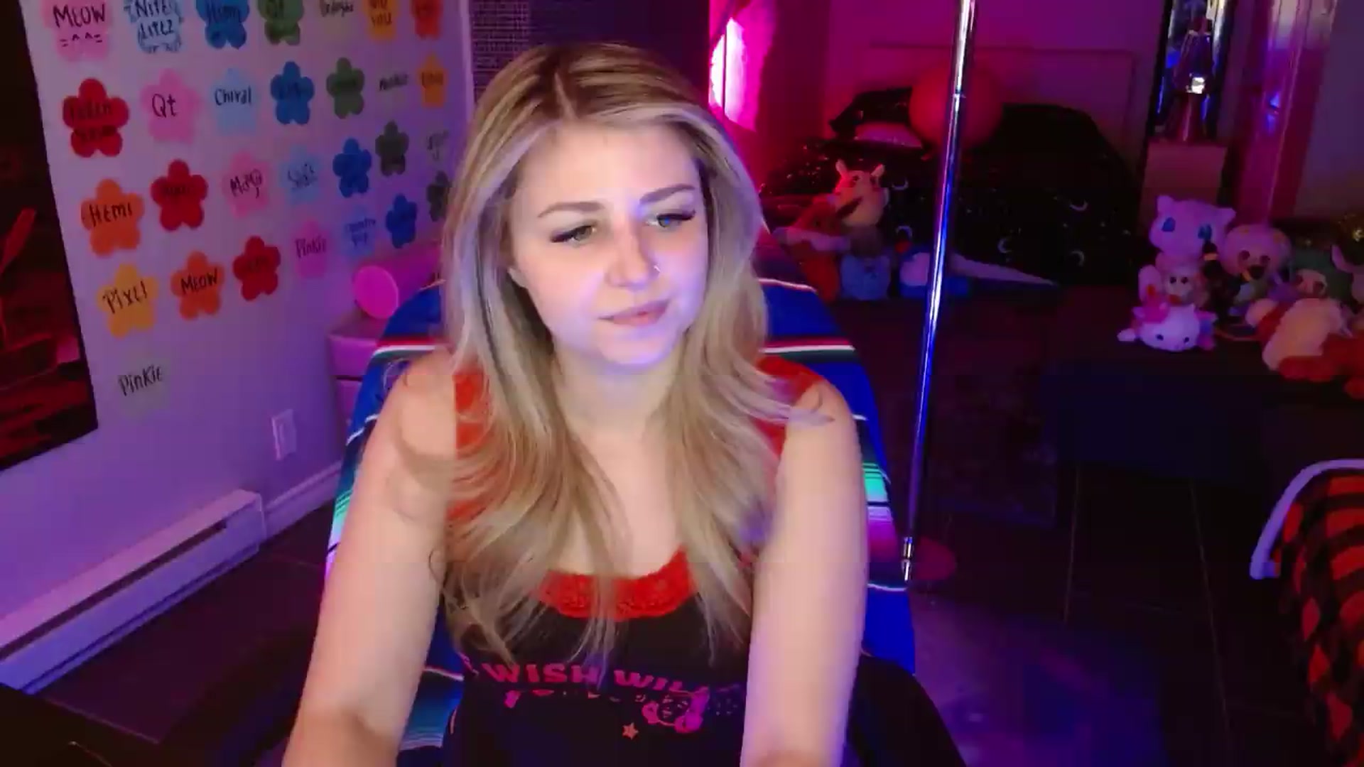 Gallery image thumbnail from Serafina's myfreecams stream on, 07/08/2026, 02:56 image 3 of 20