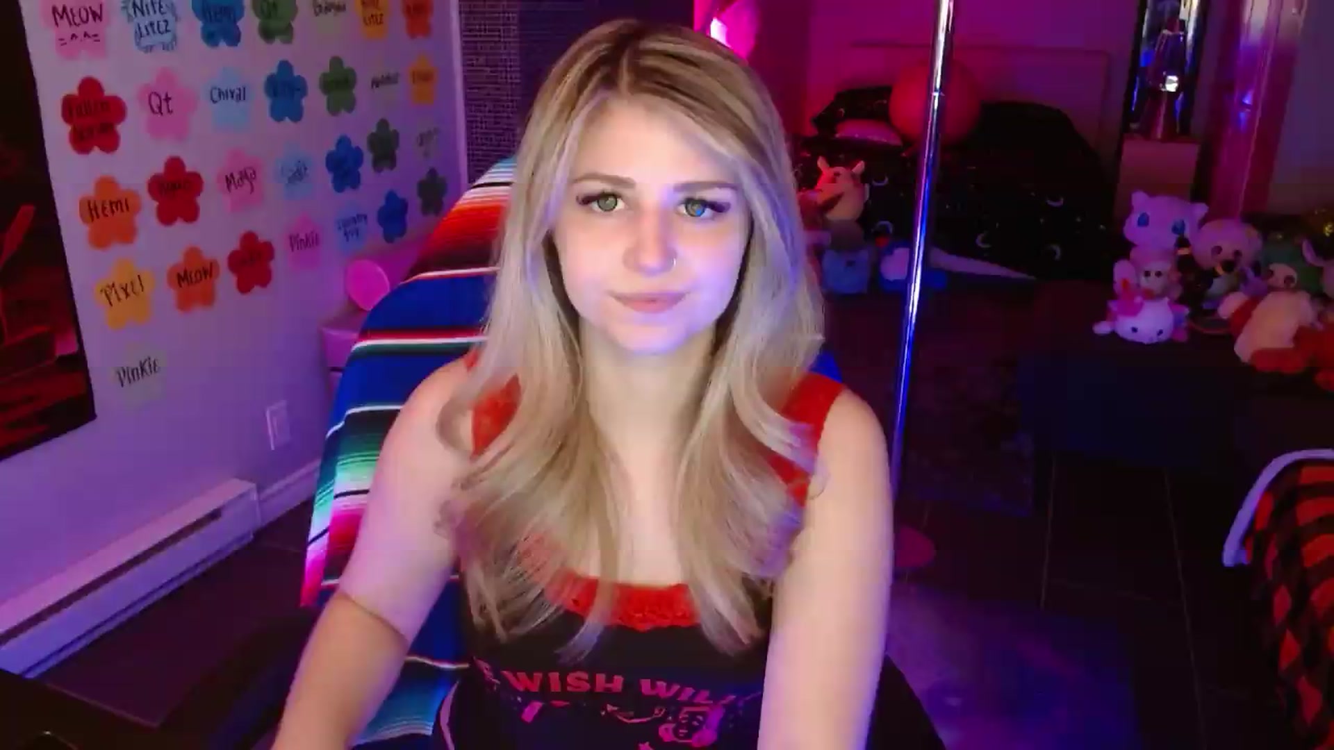 Gallery image thumbnail from Serafina's myfreecams stream on, 07/08/2026, 02:56 image 8 of 20