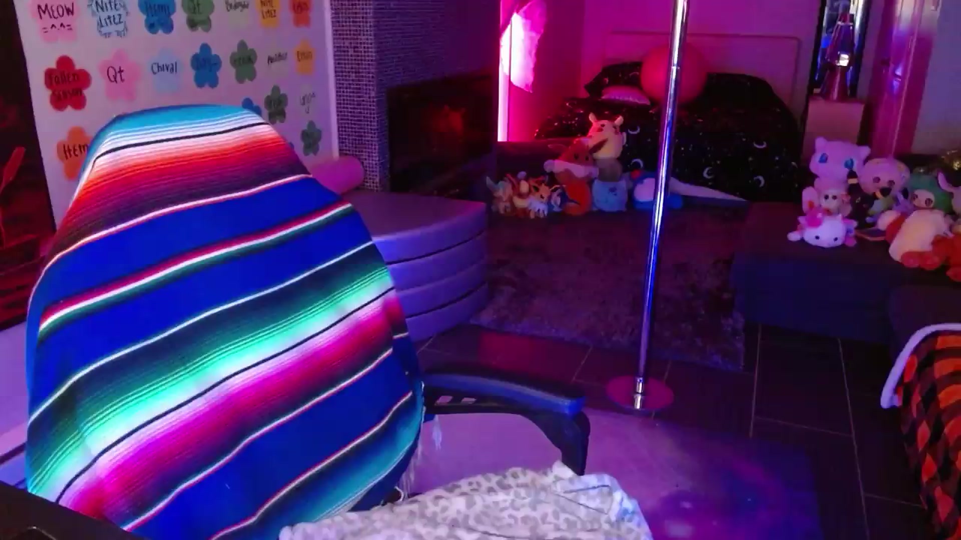 Gallery image thumbnail from Serafina's myfreecams stream on, 07/08/2026, 02:56 image 10 of 20