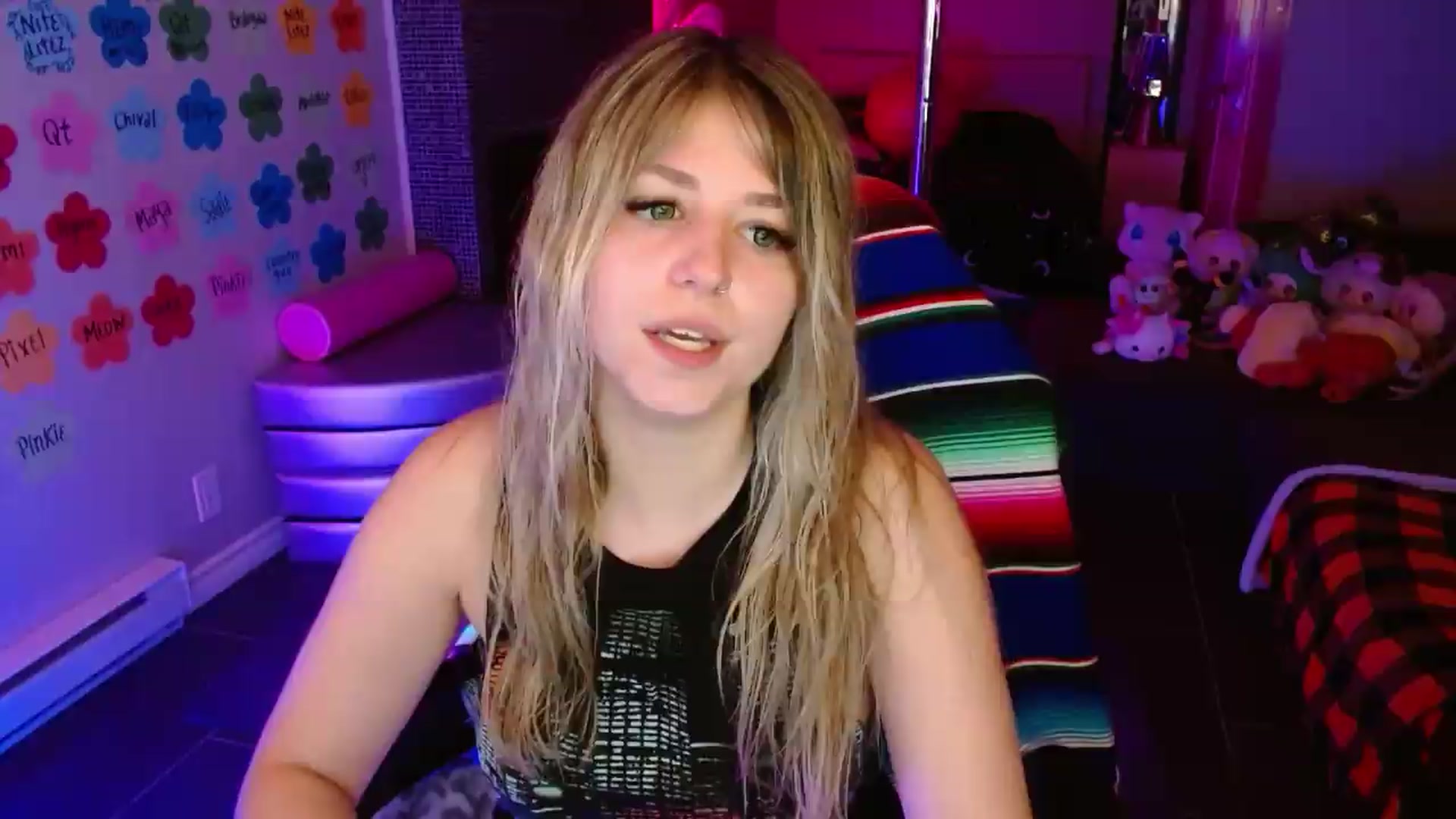 Gallery image thumbnail from Serafina's myfreecams stream on, 07/09/2026, 05:25 image 5 of 20