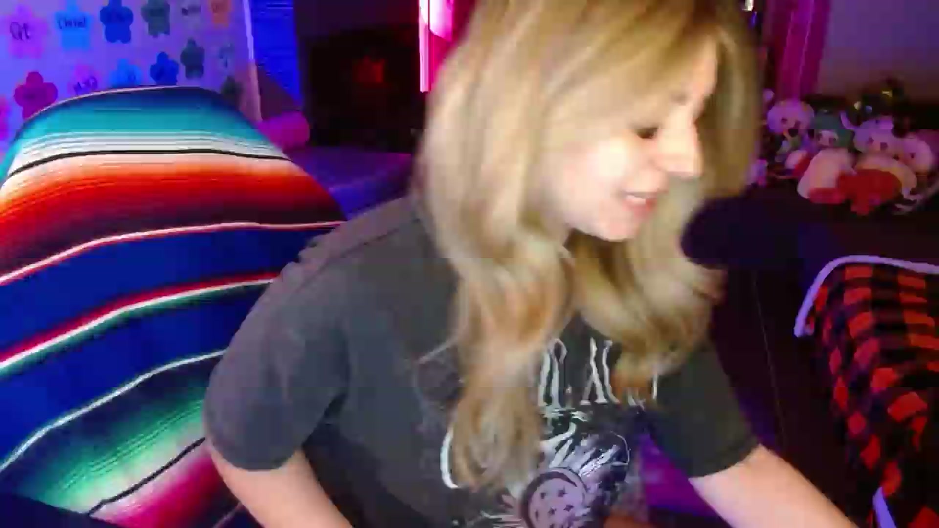 Gallery image thumbnail from Serafina's myfreecams stream on, 07/12/2026, 03:53 image 1 of 20