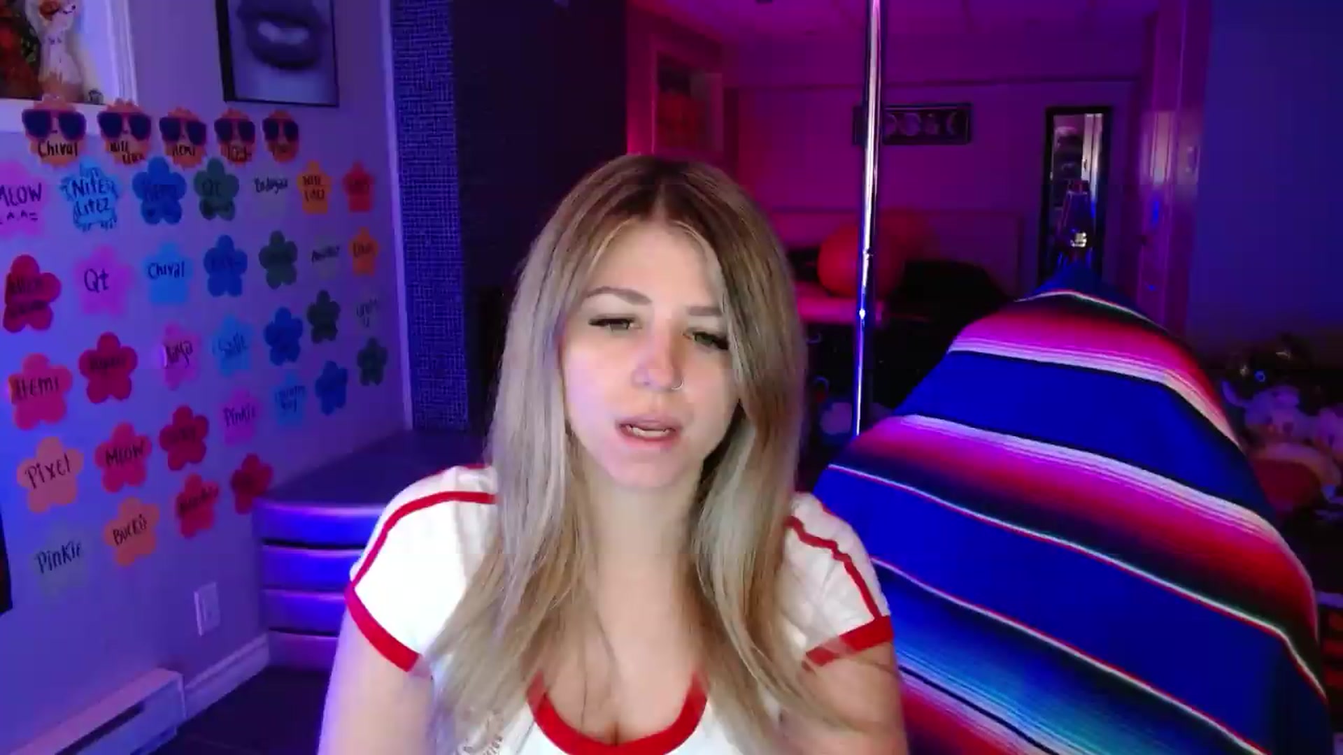 Gallery image thumbnail from Serafina's myfreecams stream on, 07/20/2026, 03:28 image 7 of 20