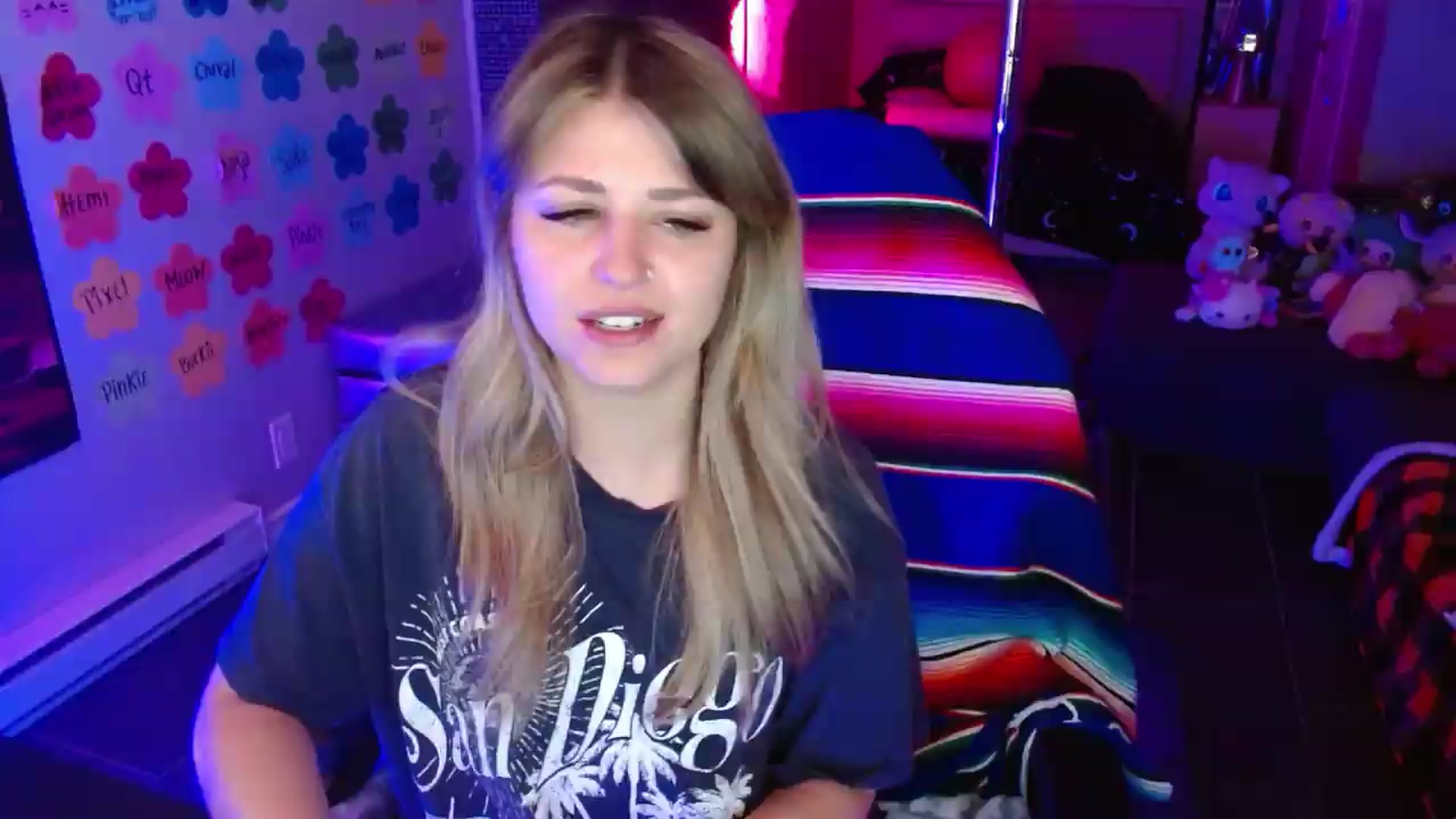 Gallery image thumbnail from Serafina's myfreecams stream on, 07/23/2026, 04:47 image 16 of 20