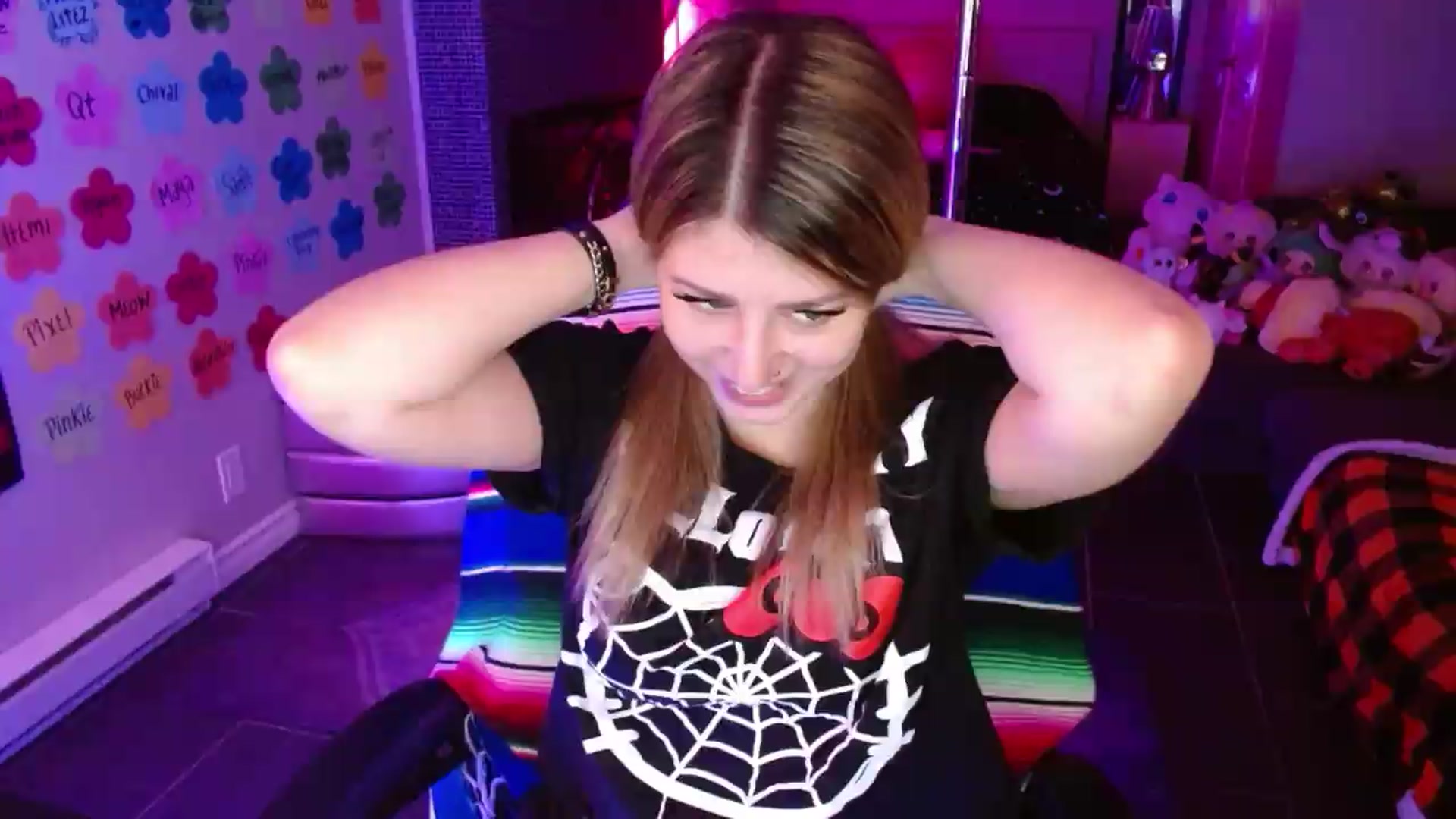 Gallery image thumbnail from Serafina's myfreecams stream on, 07/29/2026, 02:21 image 8 of 20