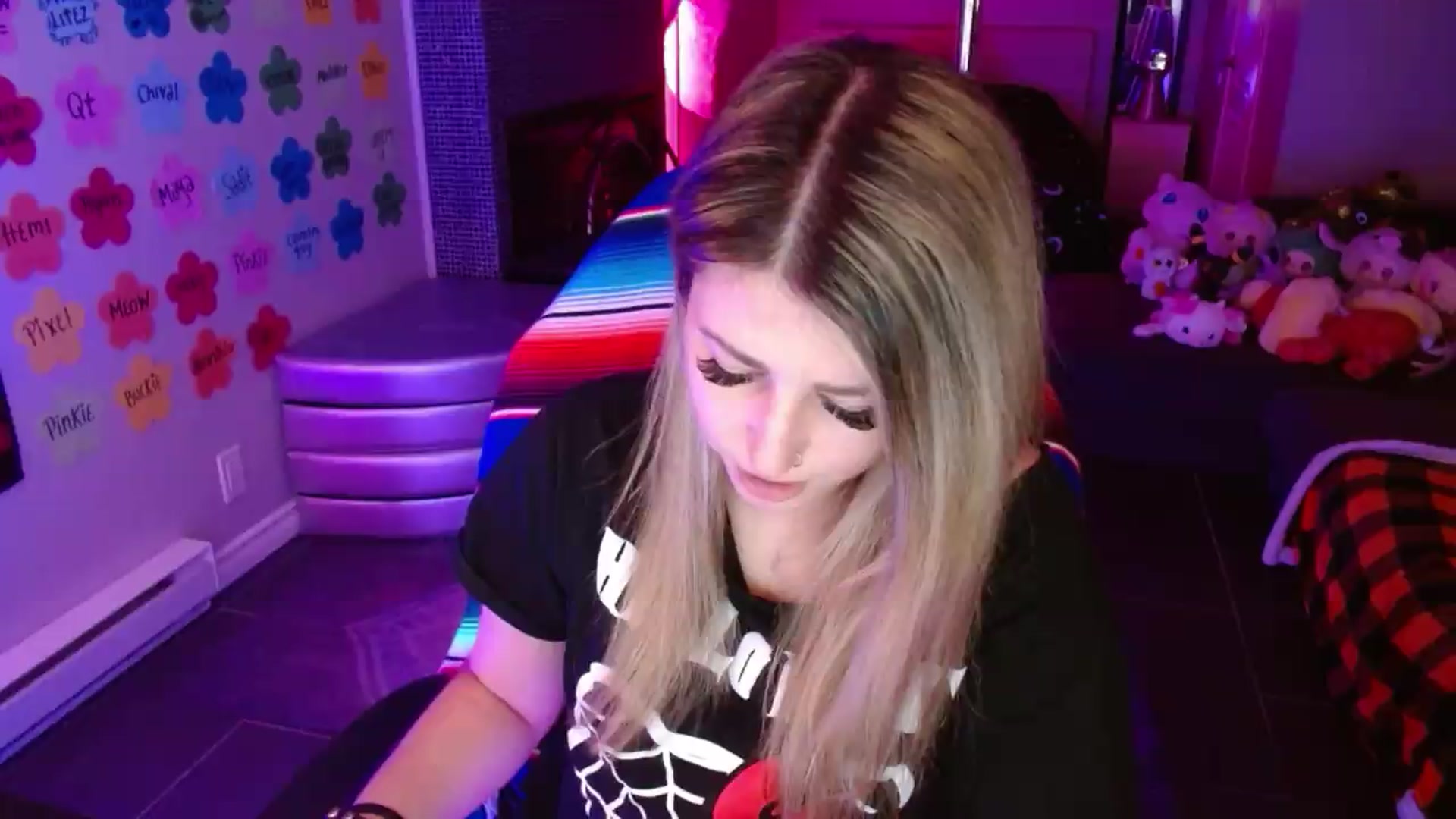 Gallery image thumbnail from Serafina's myfreecams stream on, 07/29/2026, 02:21 image 9 of 20