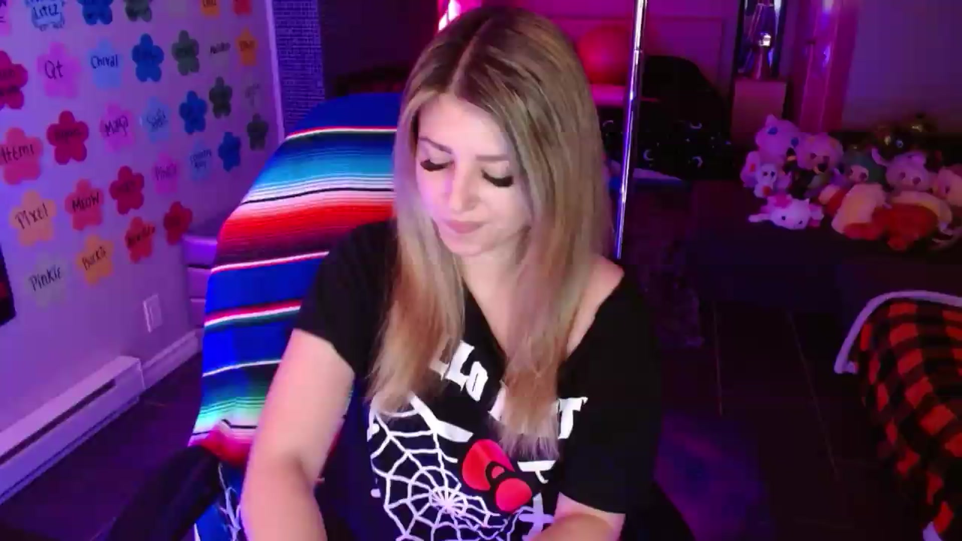 Gallery image thumbnail from Serafina's myfreecams stream on, 07/29/2026, 02:21 image 1 of 20