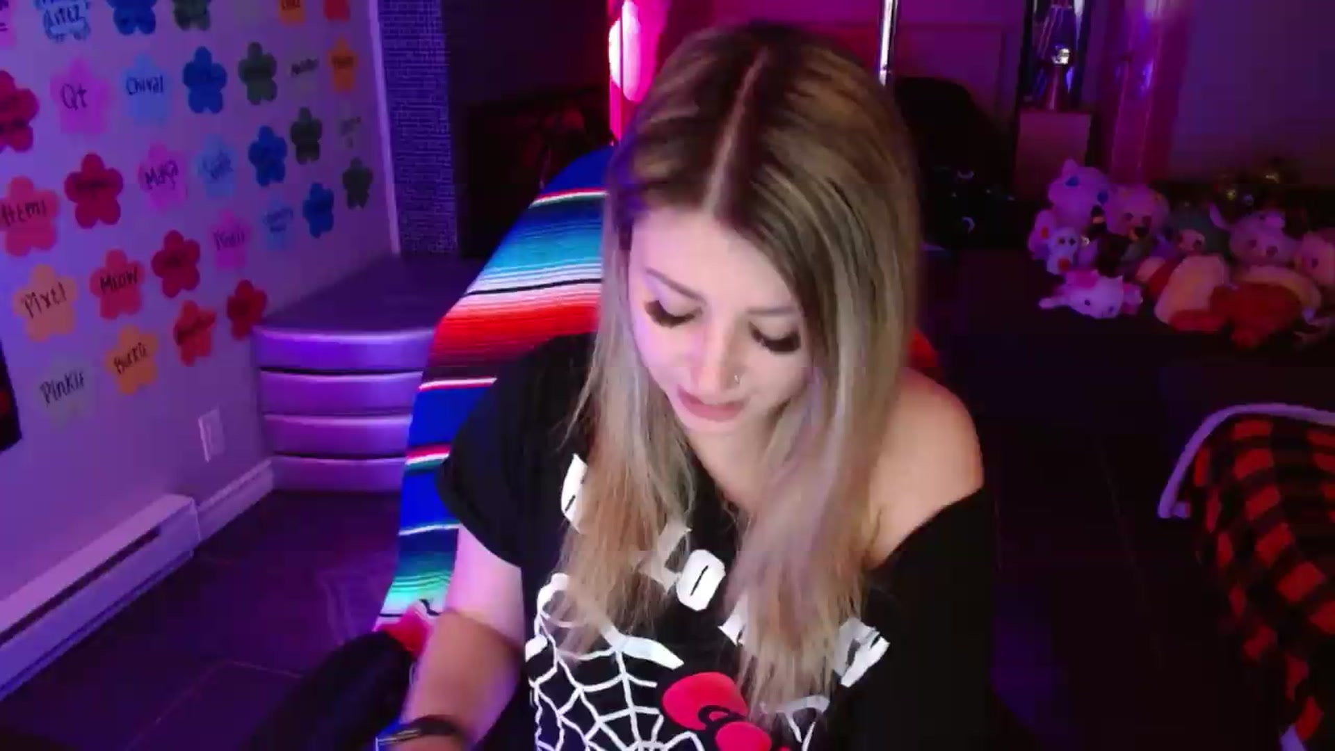 Gallery image thumbnail from Serafina's myfreecams stream on, 07/29/2026, 02:21 image 11 of 20