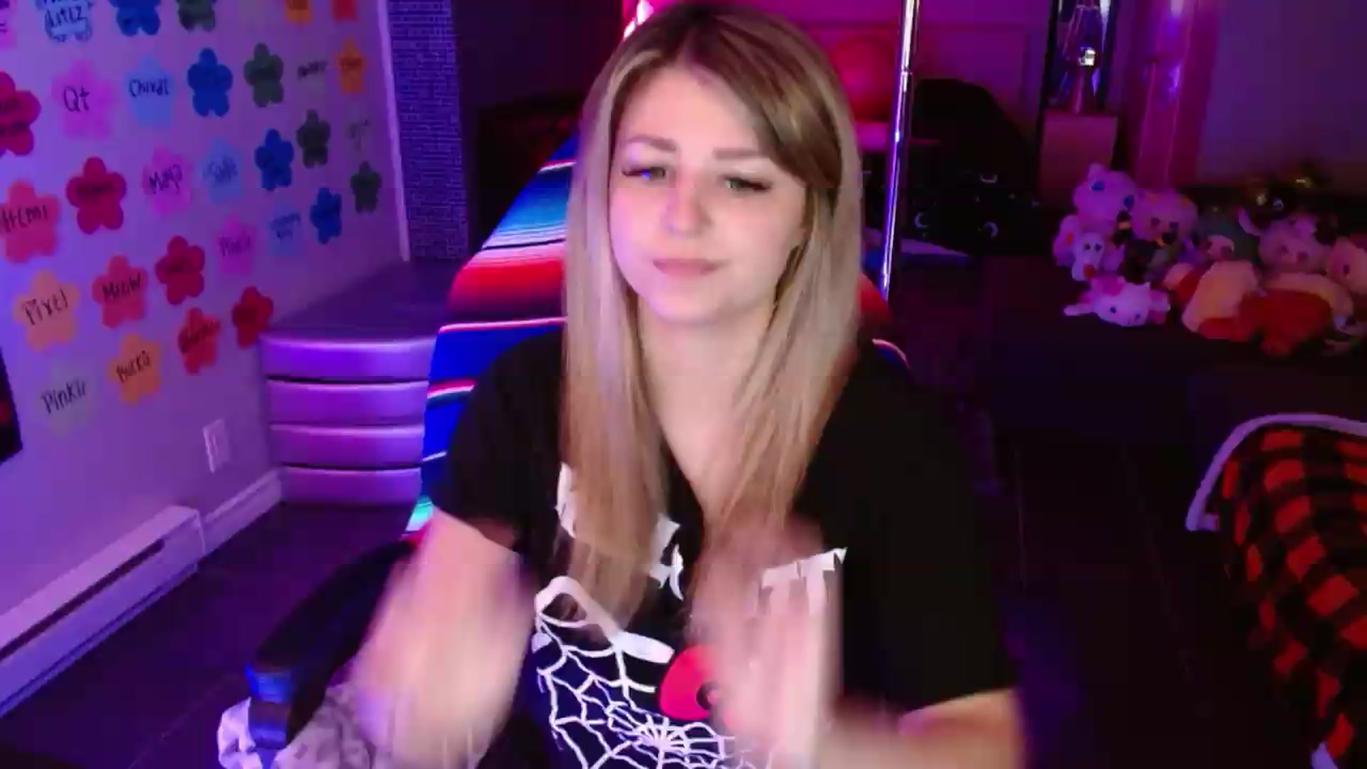 Gallery image thumbnail from Serafina's myfreecams stream on, 07/29/2026, 02:21 image 3 of 20