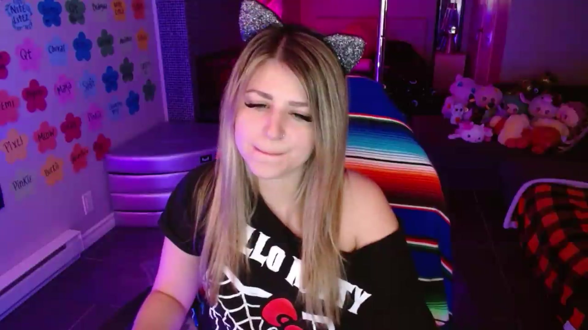 Gallery image thumbnail from Serafina's myfreecams stream on, 07/29/2026, 03:57 image 20 of 20