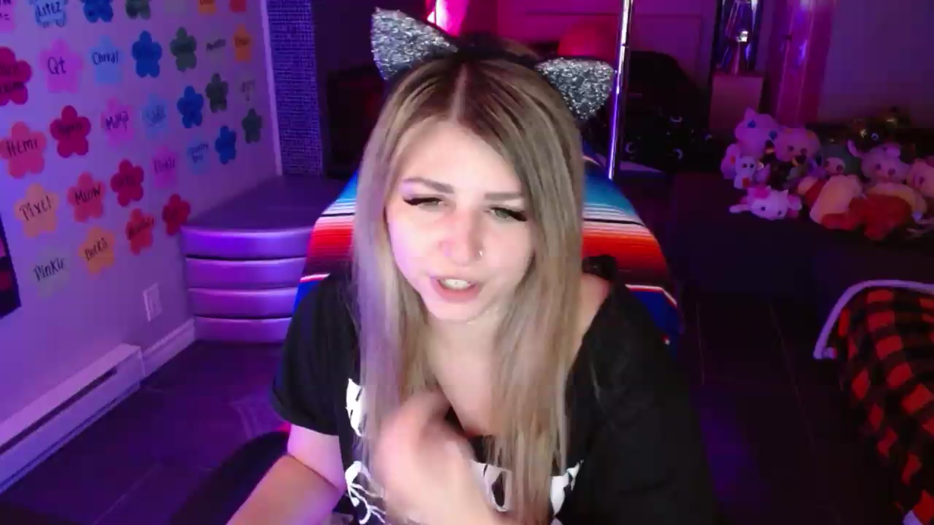 Gallery image thumbnail from Serafina's myfreecams stream on, 07/29/2026, 03:57 image 4 of 20