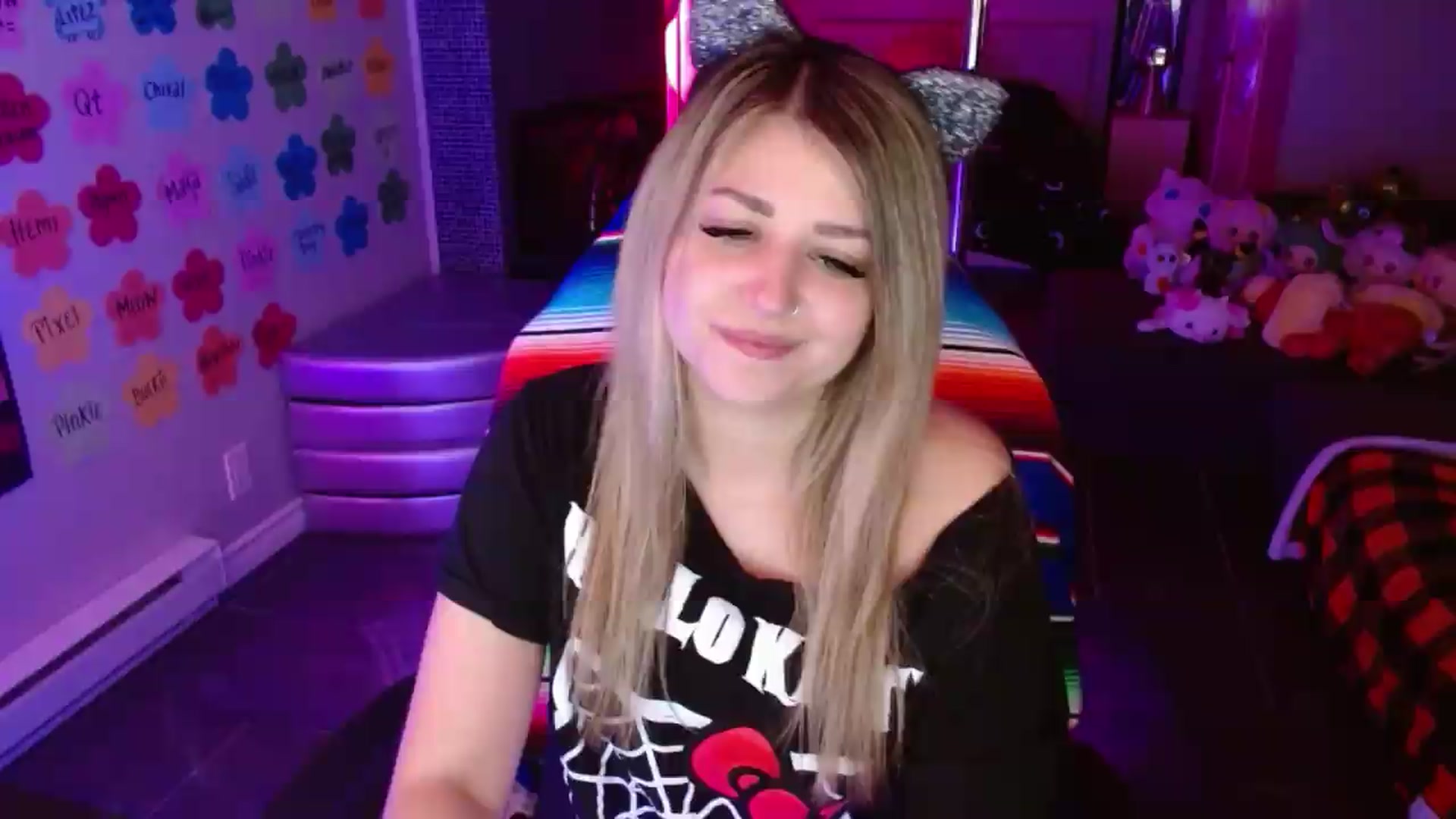 Gallery image thumbnail from Serafina's myfreecams stream on, 07/29/2026, 03:57 image 2 of 20