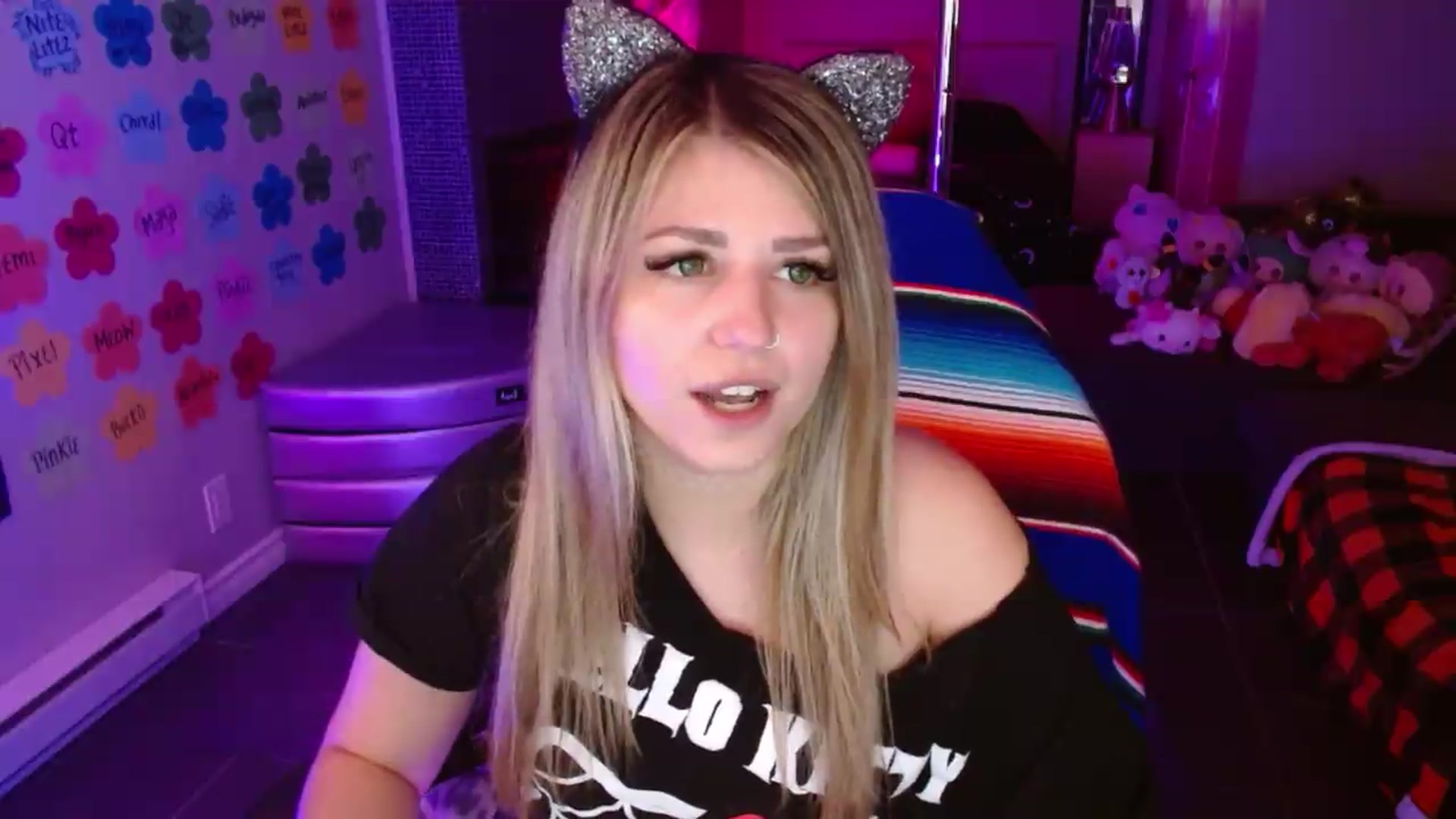 Gallery image thumbnail from Serafina's myfreecams stream on, 07/29/2026, 03:57 image 17 of 20
