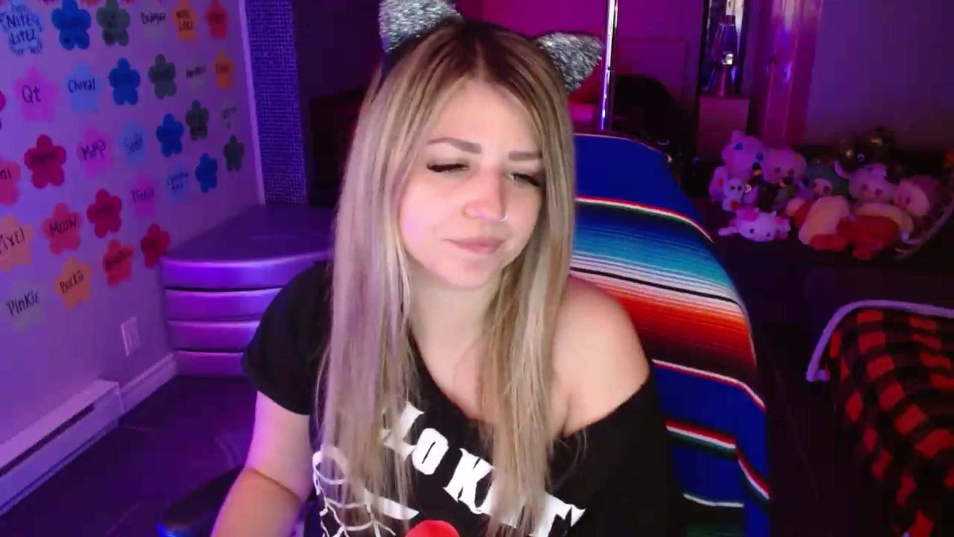 Gallery image thumbnail from Serafina's myfreecams stream on, 07/29/2026, 03:57 image 14 of 20