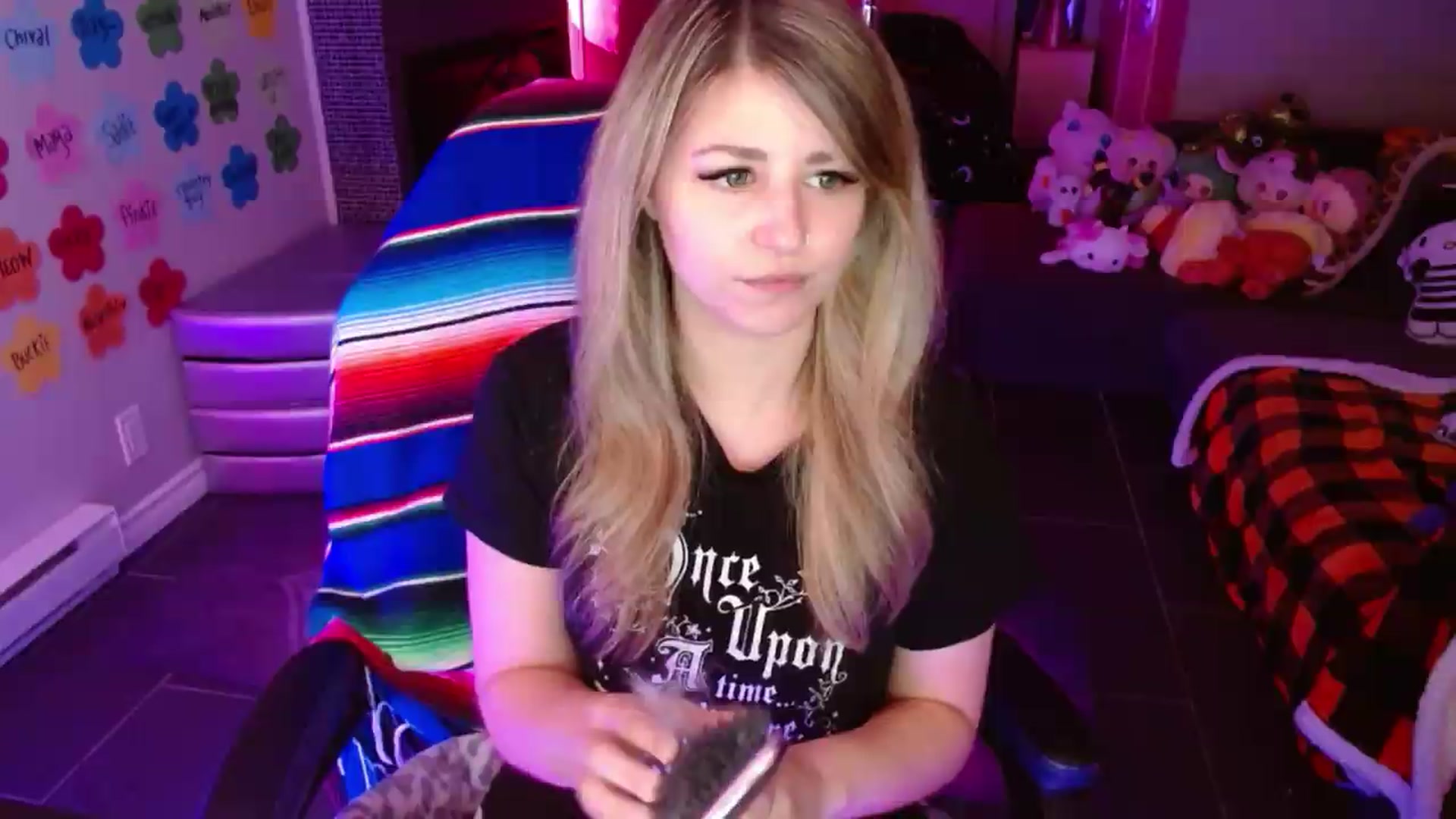 Gallery image thumbnail from Serafina's myfreecams stream on, 07/30/2026, 04:03 image 3 of 20