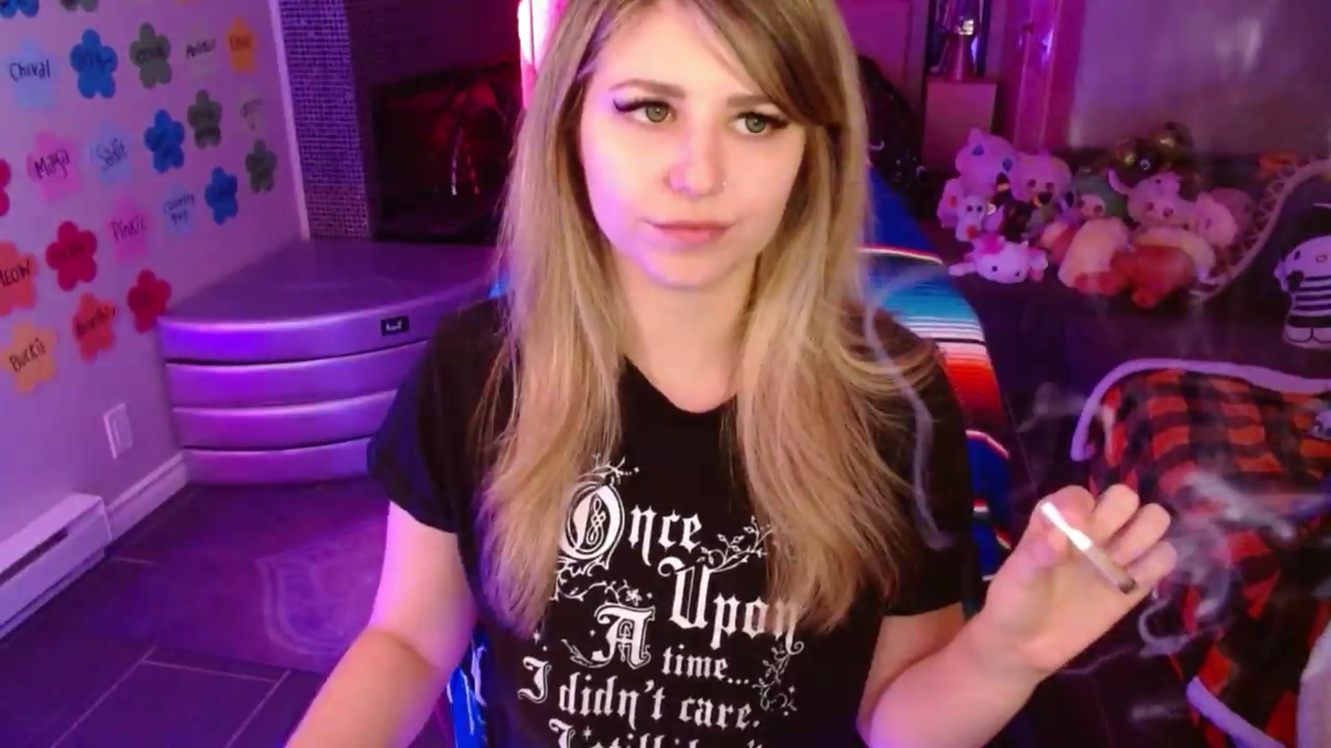 Gallery image thumbnail from Serafina's myfreecams stream on, 07/30/2026, 04:03 image 19 of 20