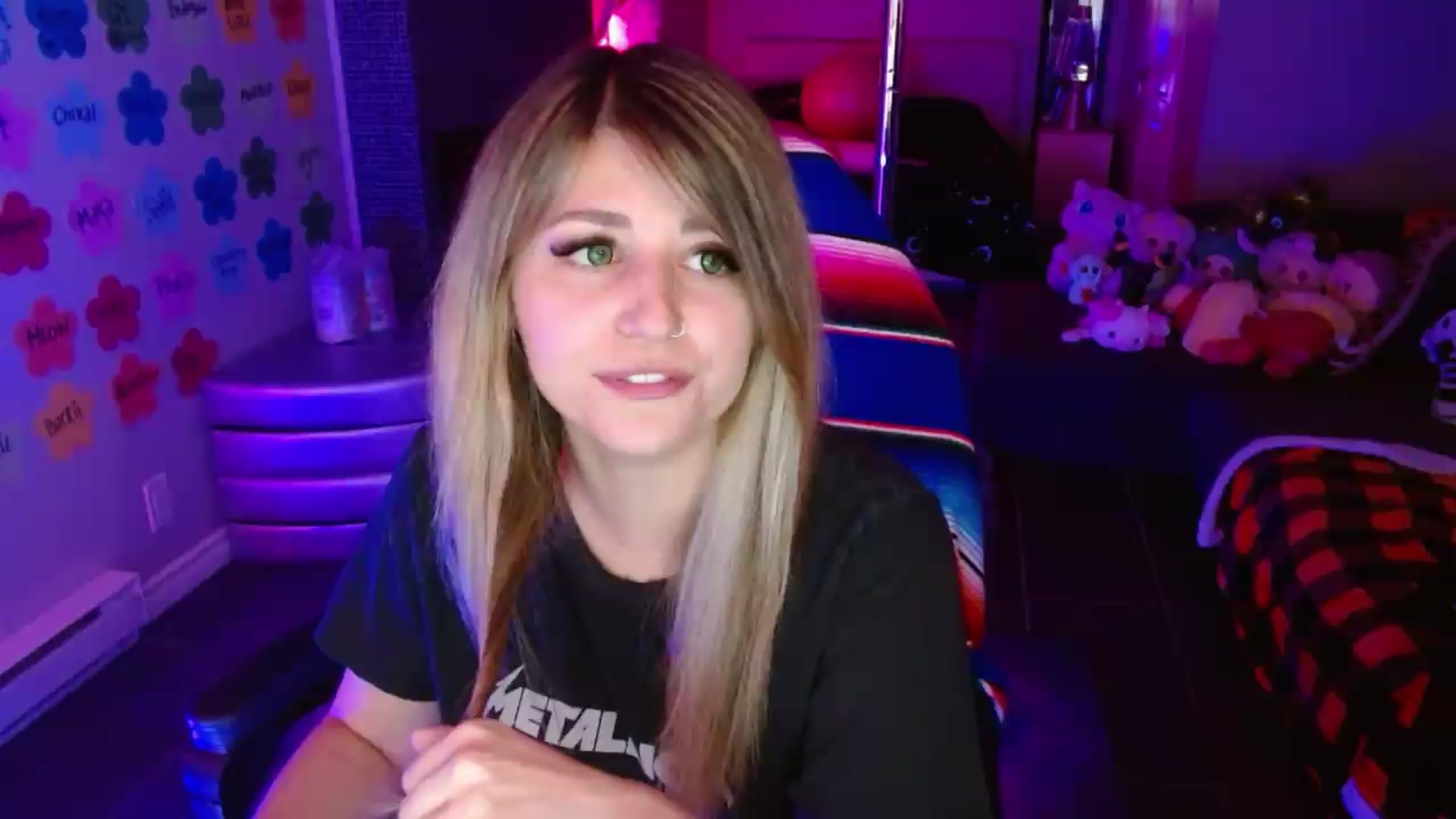 Gallery image thumbnail from Serafina's myfreecams stream on, 07/31/2026, 03:24 image 1 of 20