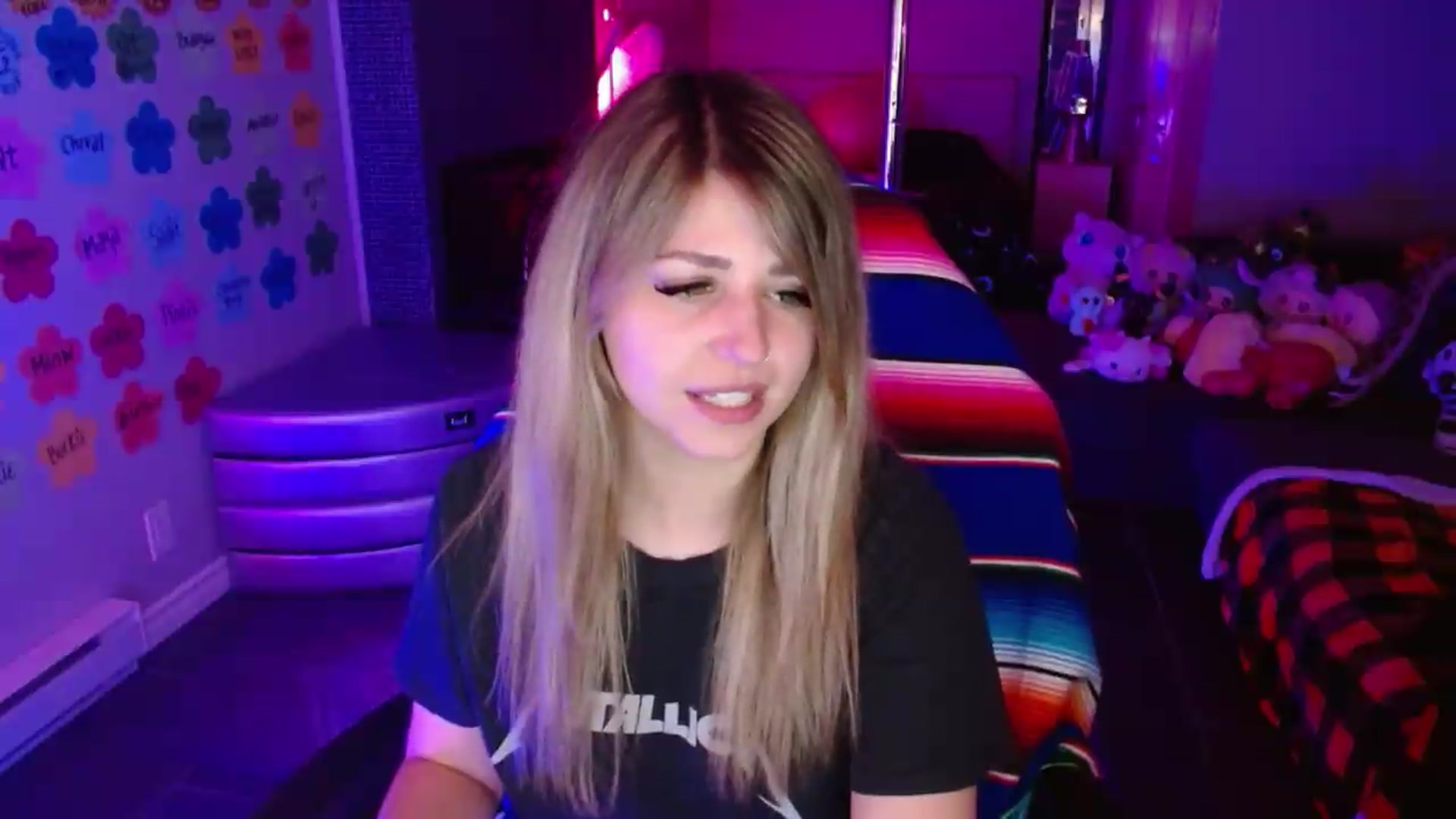 Gallery image thumbnail from Serafina's myfreecams stream on, 07/31/2026, 03:24 image 19 of 20