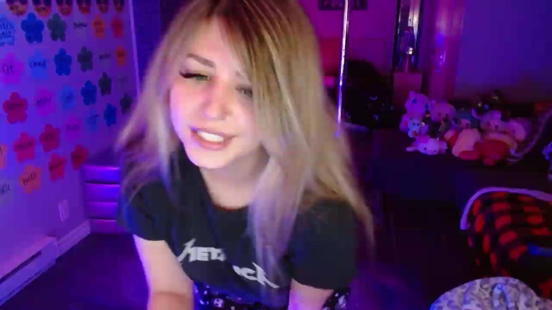 Gallery image thumbnail from Serafina's myfreecams stream on, 07/31/2026, 03:24 image 10 of 20