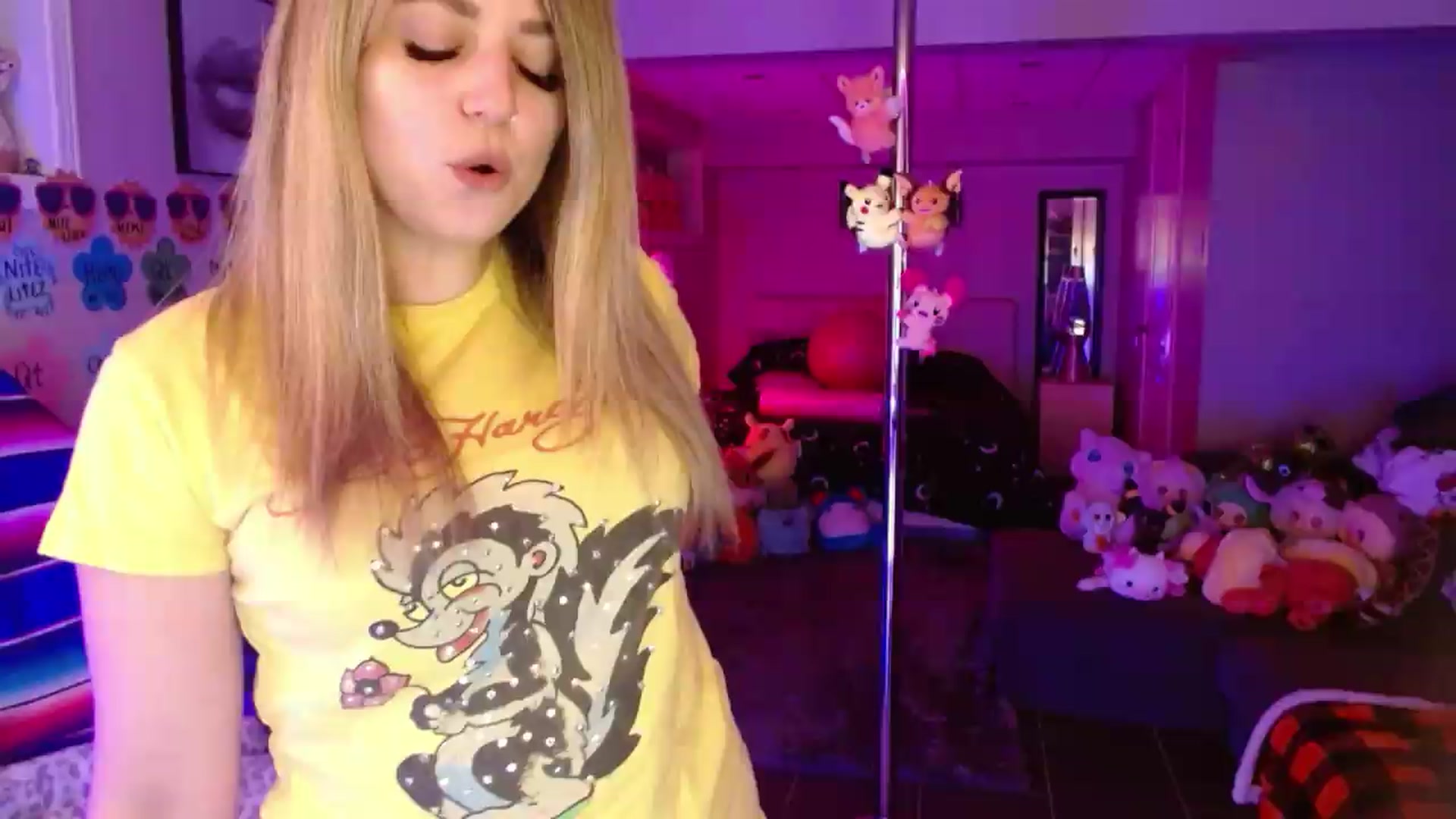 Gallery image thumbnail from Serafina's myfreecams stream on, 08/01/2026, 04:13 image 7 of 20