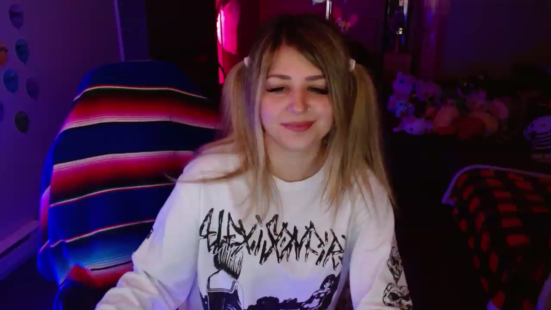 Gallery image thumbnail from Serafina's myfreecams stream on, 08/05/2026, 03:13 image 20 of 20