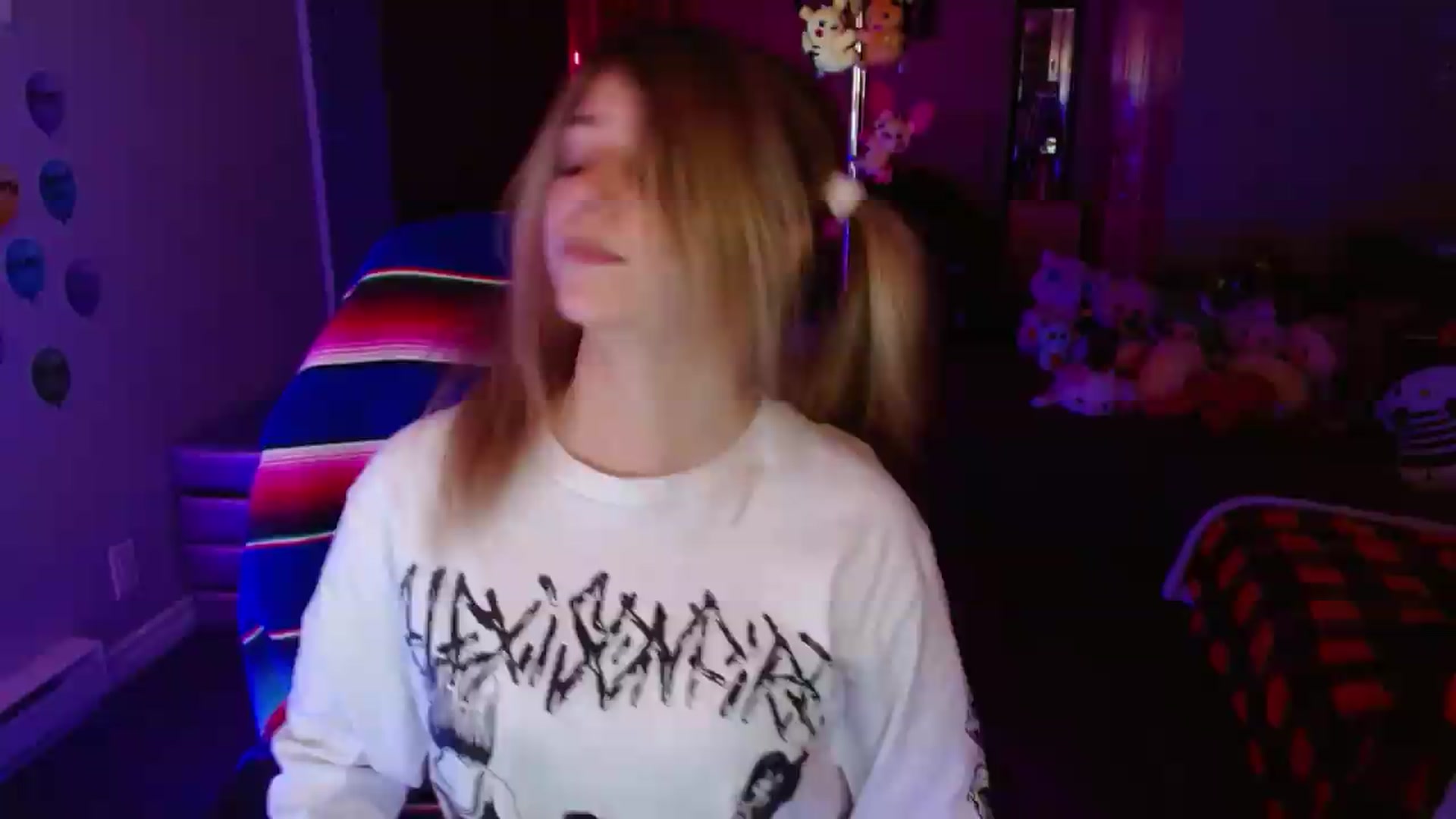 Gallery image thumbnail from Serafina's myfreecams stream on, 08/05/2026, 03:13 image 9 of 20