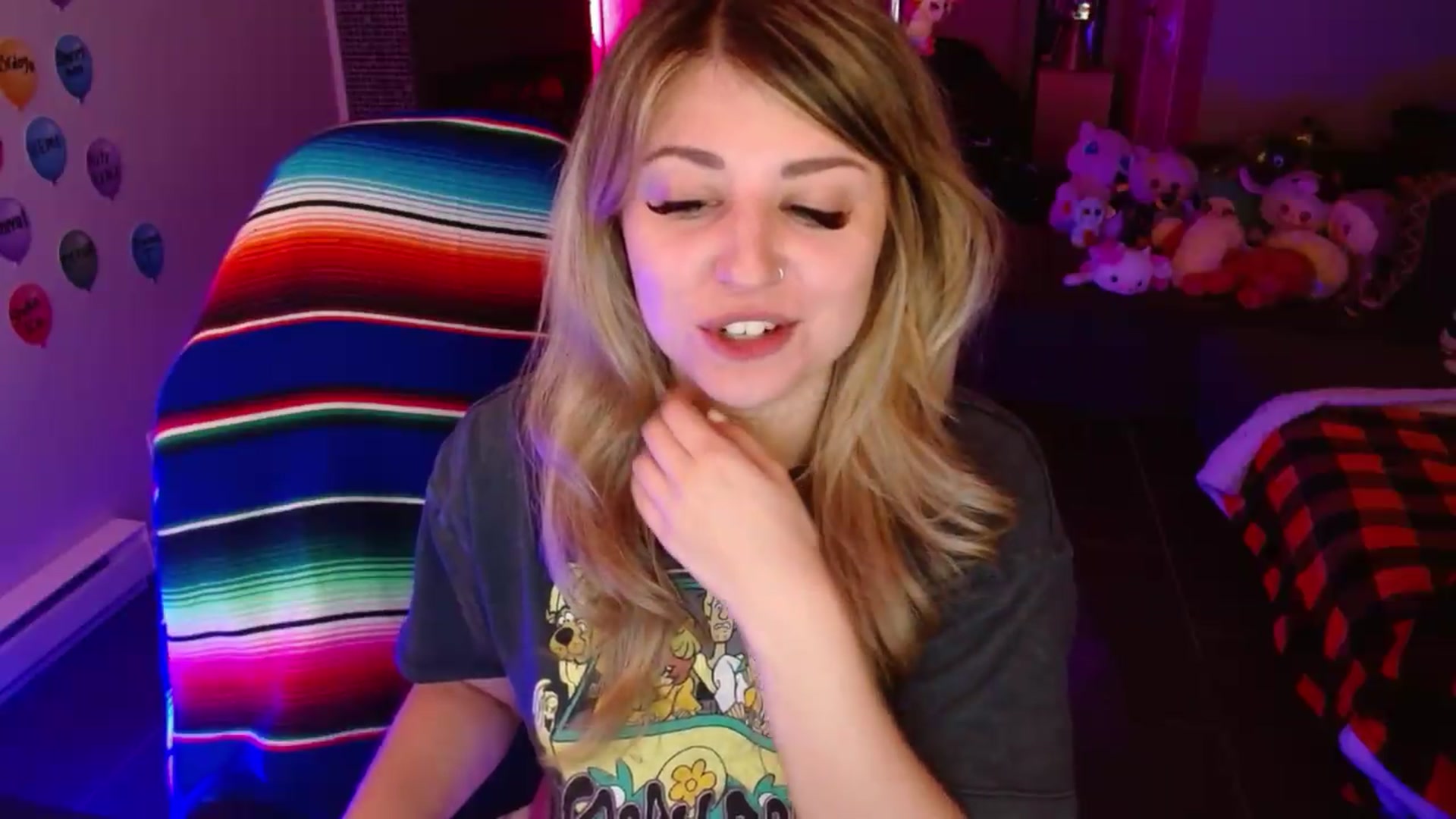 Gallery image thumbnail from Serafina's myfreecams stream on, 08/06/2026, 03:49 image 6 of 20