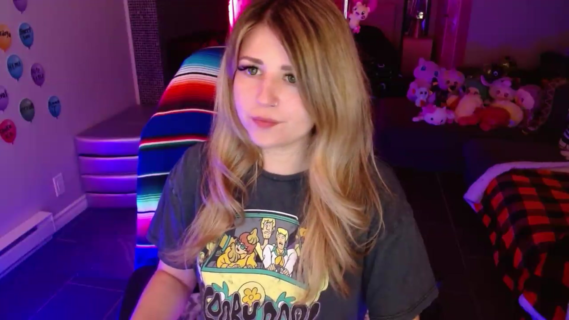 Gallery image thumbnail from Serafina's myfreecams stream on, 08/06/2026, 03:49 image 10 of 20