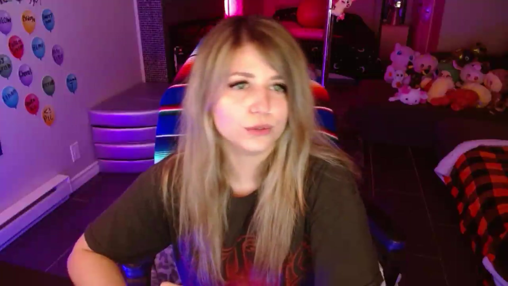 Gallery image thumbnail from Serafina's myfreecams stream on, 08/09/2026, 01:54 image 12 of 20