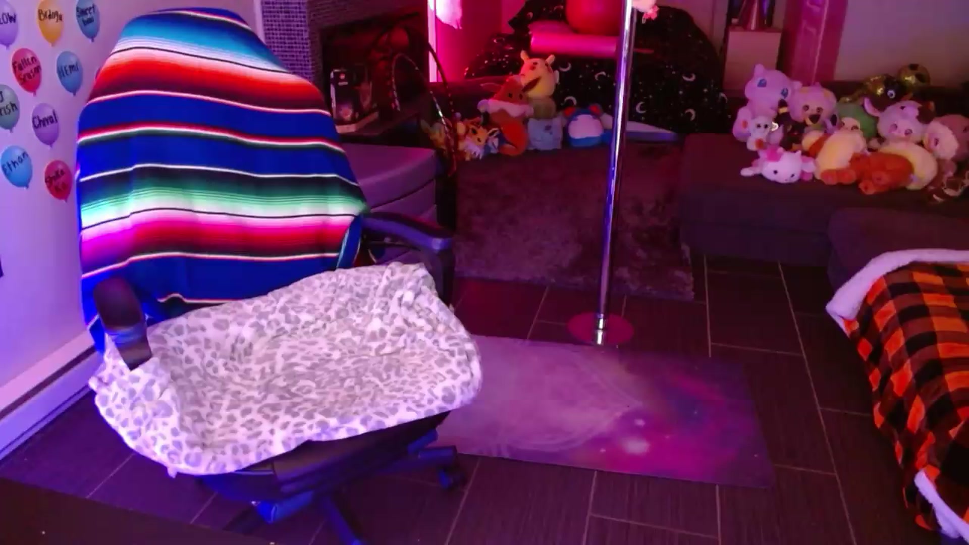 Gallery image thumbnail from Serafina's myfreecams stream on, 08/09/2026, 01:54 image 8 of 20