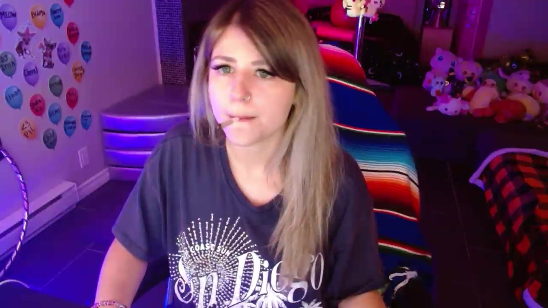 Gallery image thumbnail from Serafina's myfreecams stream on, 08/12/2026, 04:10 image 18 of 20