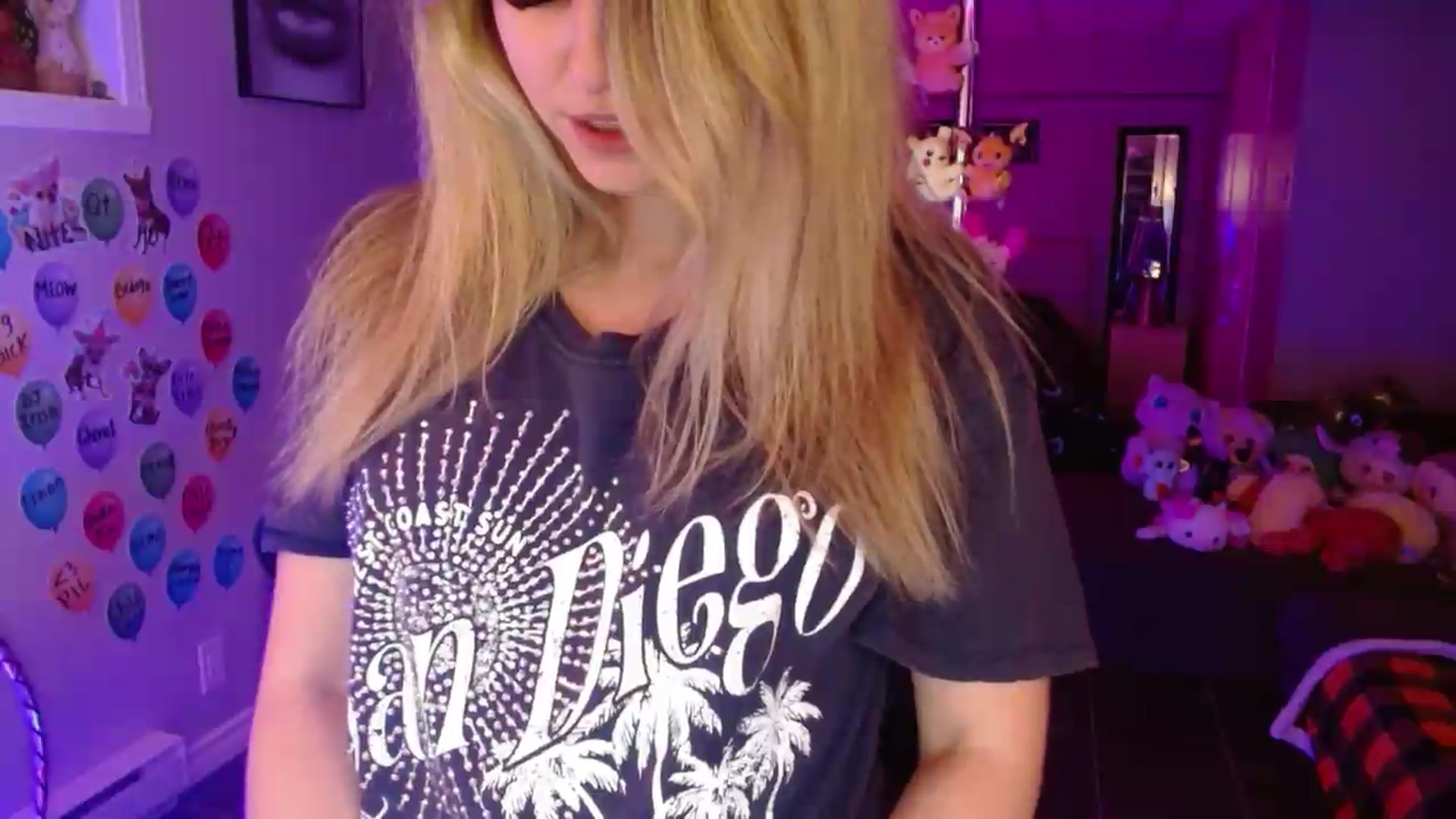 Gallery image thumbnail from Serafina's myfreecams stream on, 08/12/2026, 04:10 image 10 of 20