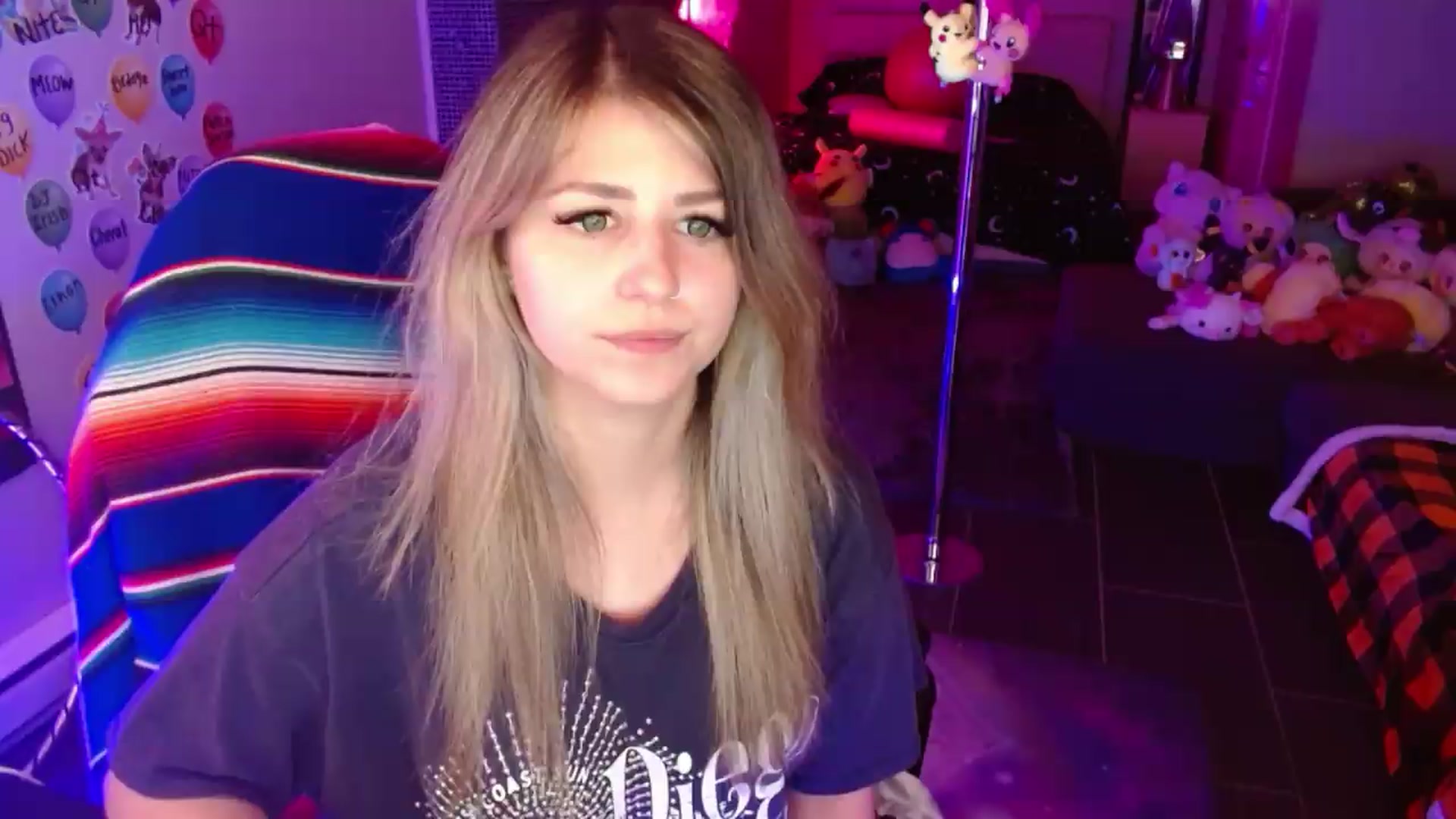 Gallery image thumbnail from Serafina's myfreecams stream on, 08/12/2026, 04:10 image 3 of 20