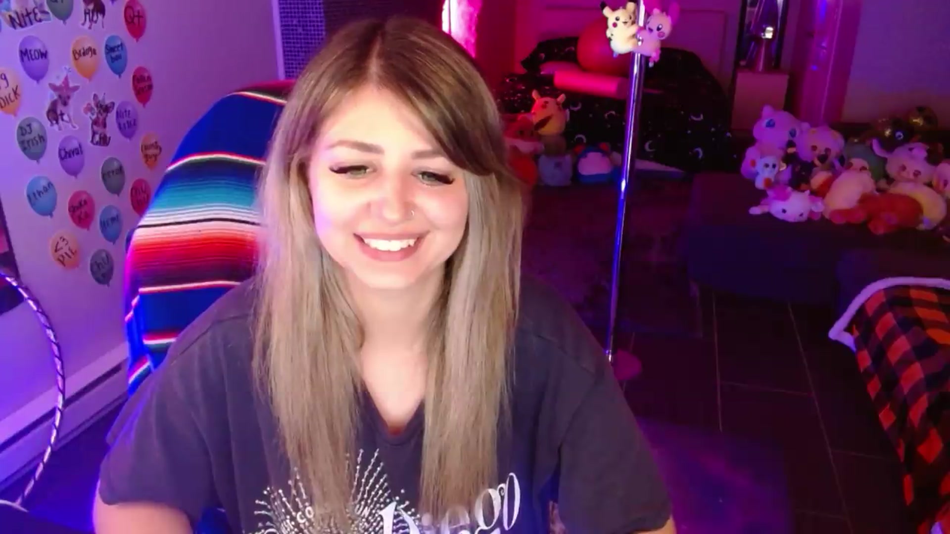 Gallery image thumbnail from Serafina's myfreecams stream on, 08/12/2026, 04:10 image 4 of 20