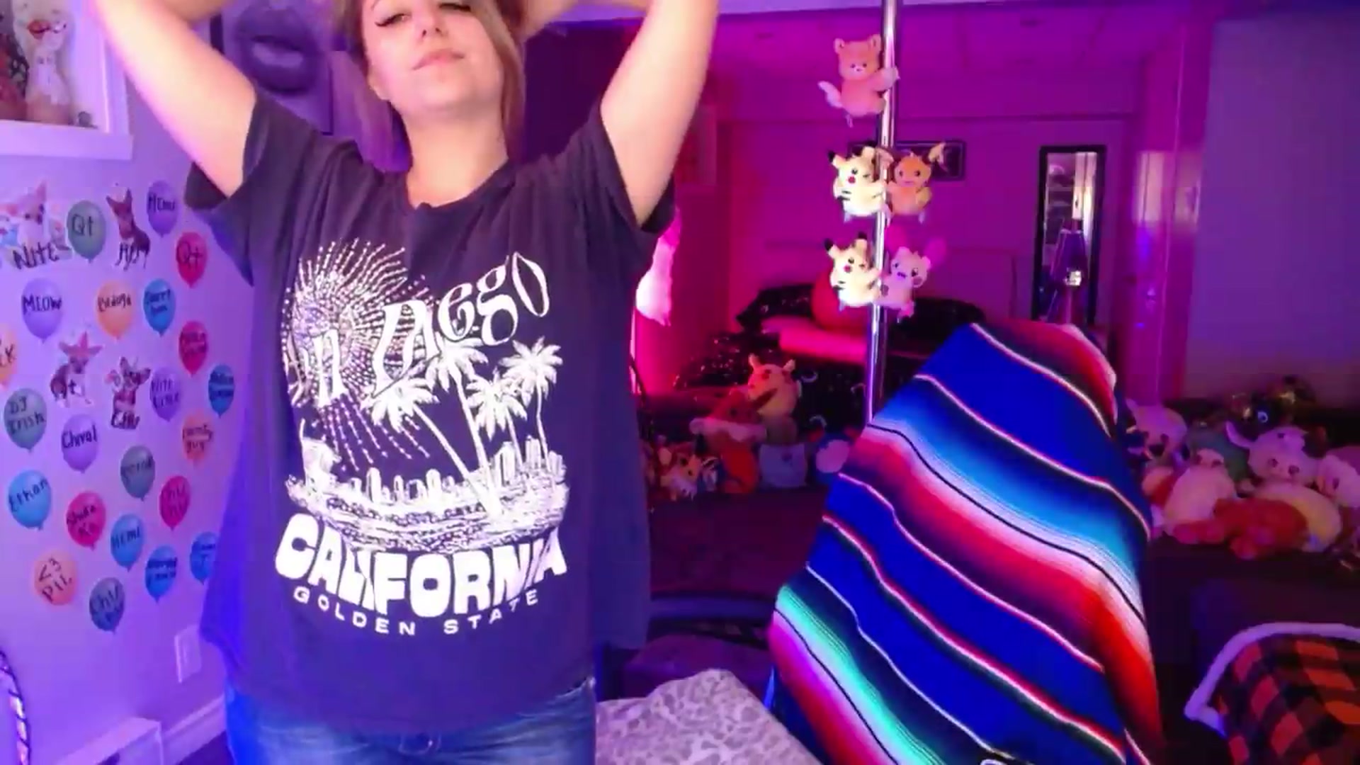 Gallery image thumbnail from Serafina's myfreecams stream on, 08/12/2026, 04:10 image 7 of 20