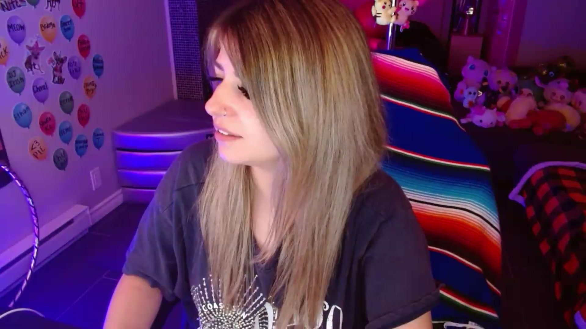 Gallery image thumbnail from Serafina's myfreecams stream on, 08/12/2026, 06:20 image 6 of 20