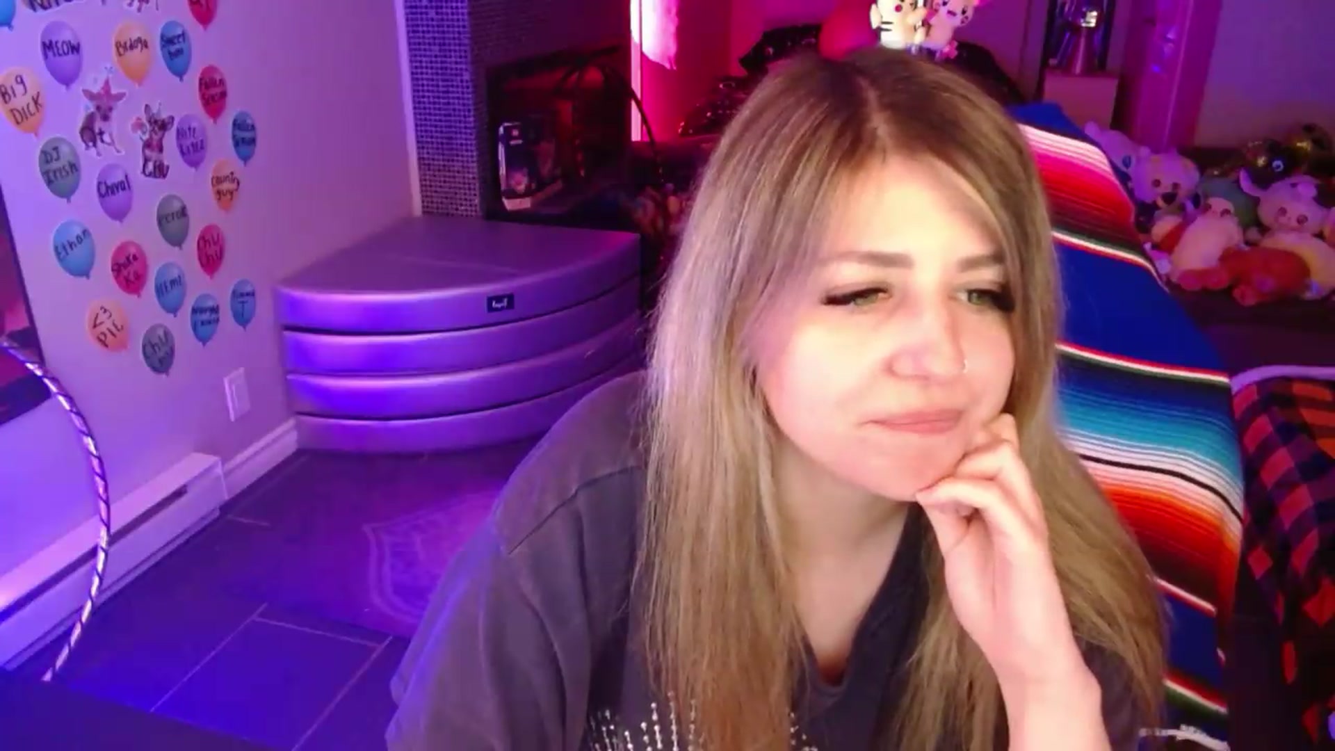 Gallery image thumbnail from Serafina's myfreecams stream on, 08/12/2026, 06:20 image 9 of 20