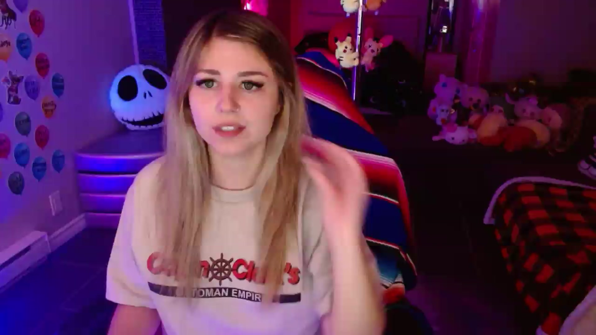 Gallery image thumbnail from Serafina's myfreecams stream on, 08/14/2026, 03:55 image 17 of 20