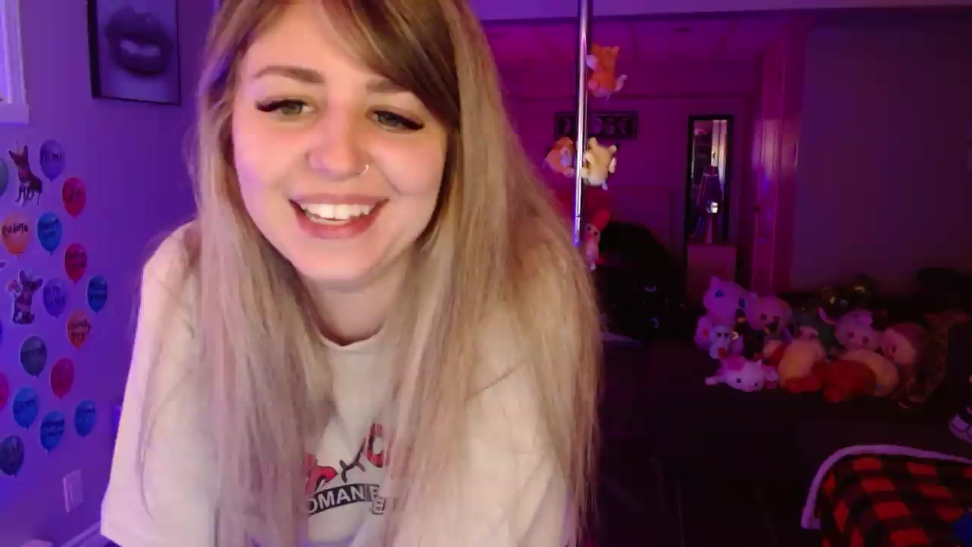 Gallery image thumbnail from Serafina's myfreecams stream on, 08/14/2026, 03:55 image 7 of 20