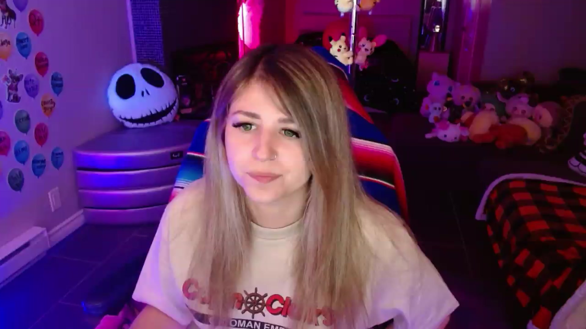 Gallery image thumbnail from Serafina's myfreecams stream on, 08/14/2026, 03:55 image 19 of 20
