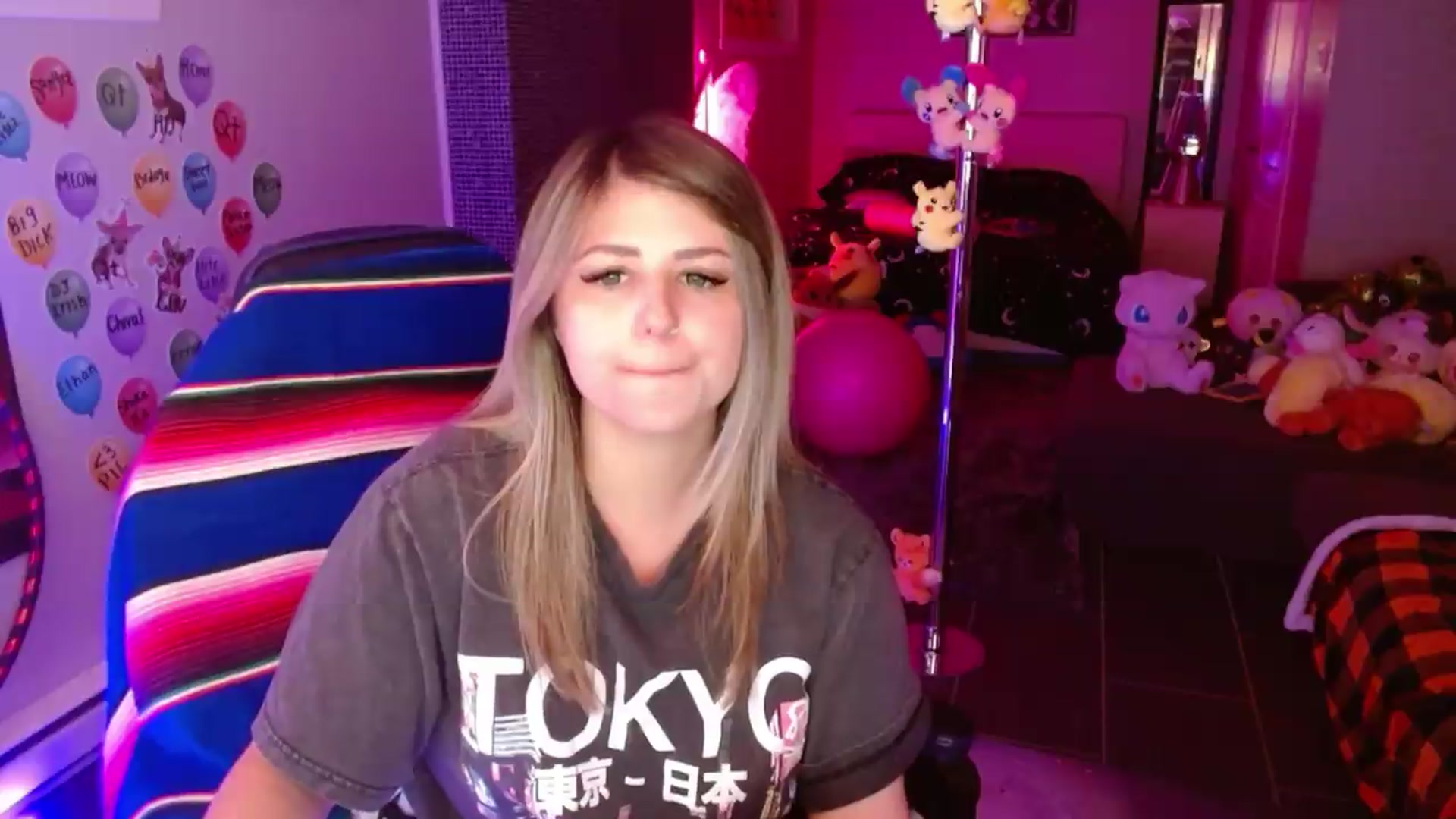 Gallery image thumbnail from Serafina's myfreecams stream on, 08/20/2026, 03:46 image 16 of 20