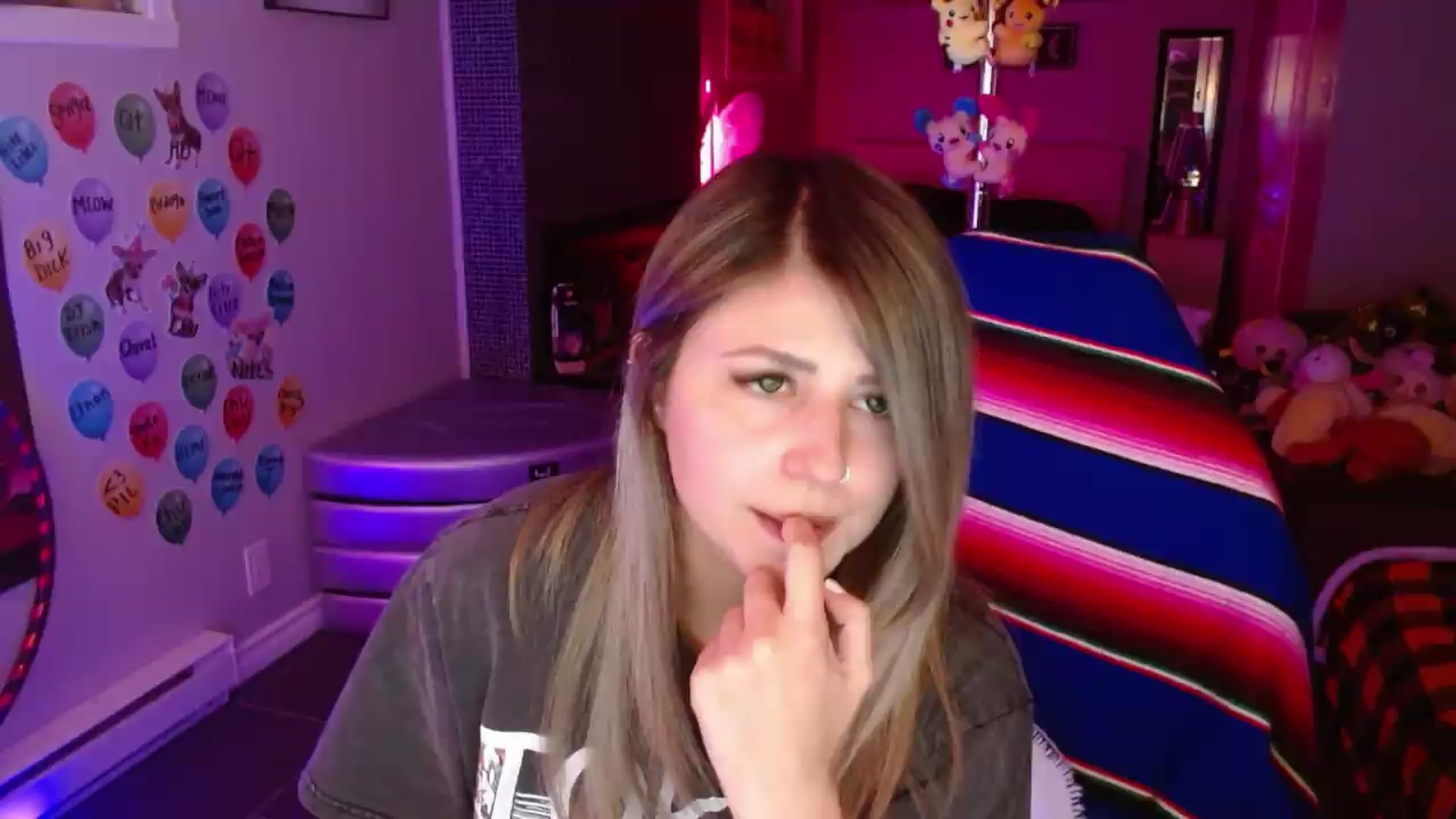 Gallery image thumbnail from Serafina's myfreecams stream on, 08/20/2026, 03:46 image 3 of 20