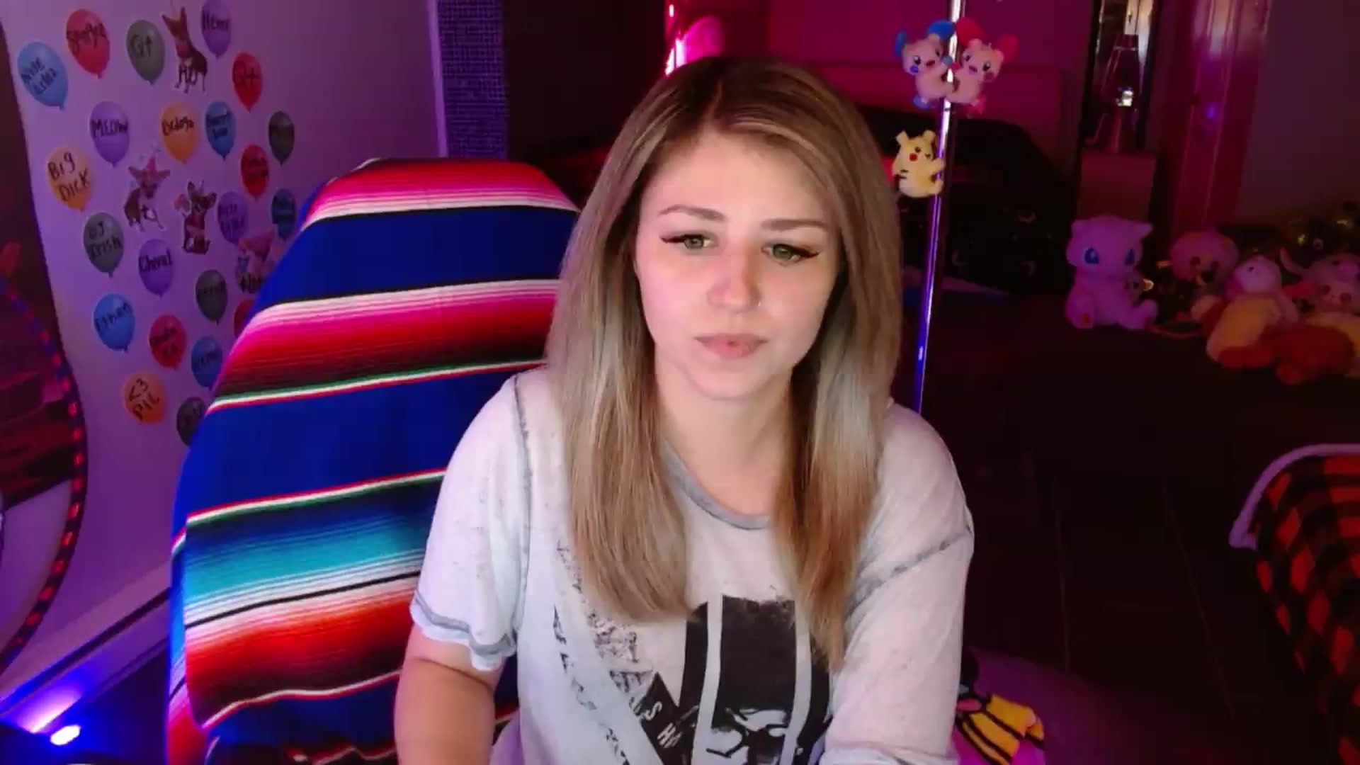 Gallery image thumbnail from Serafina's myfreecams stream on, 08/21/2026, 05:22 image 1 of 20
