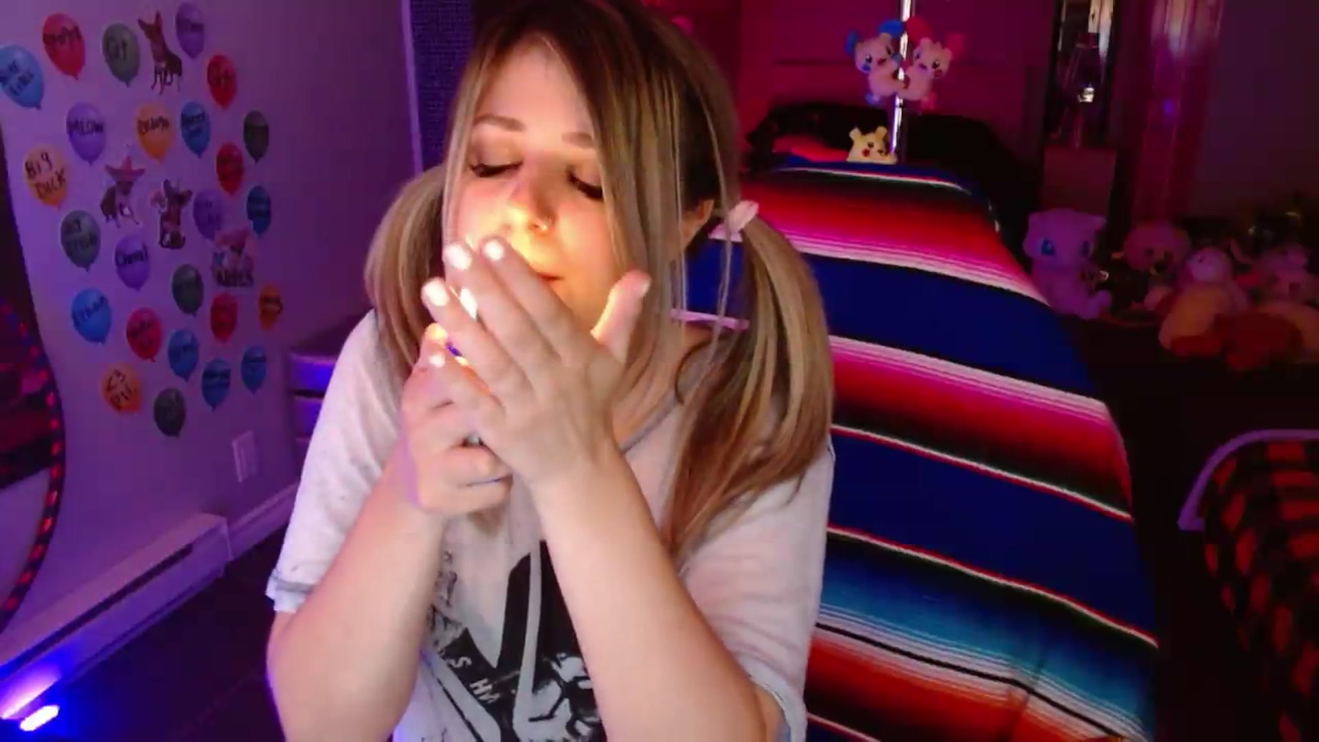 Gallery image thumbnail from Serafina's myfreecams stream on, 08/21/2026, 05:22 image 18 of 20