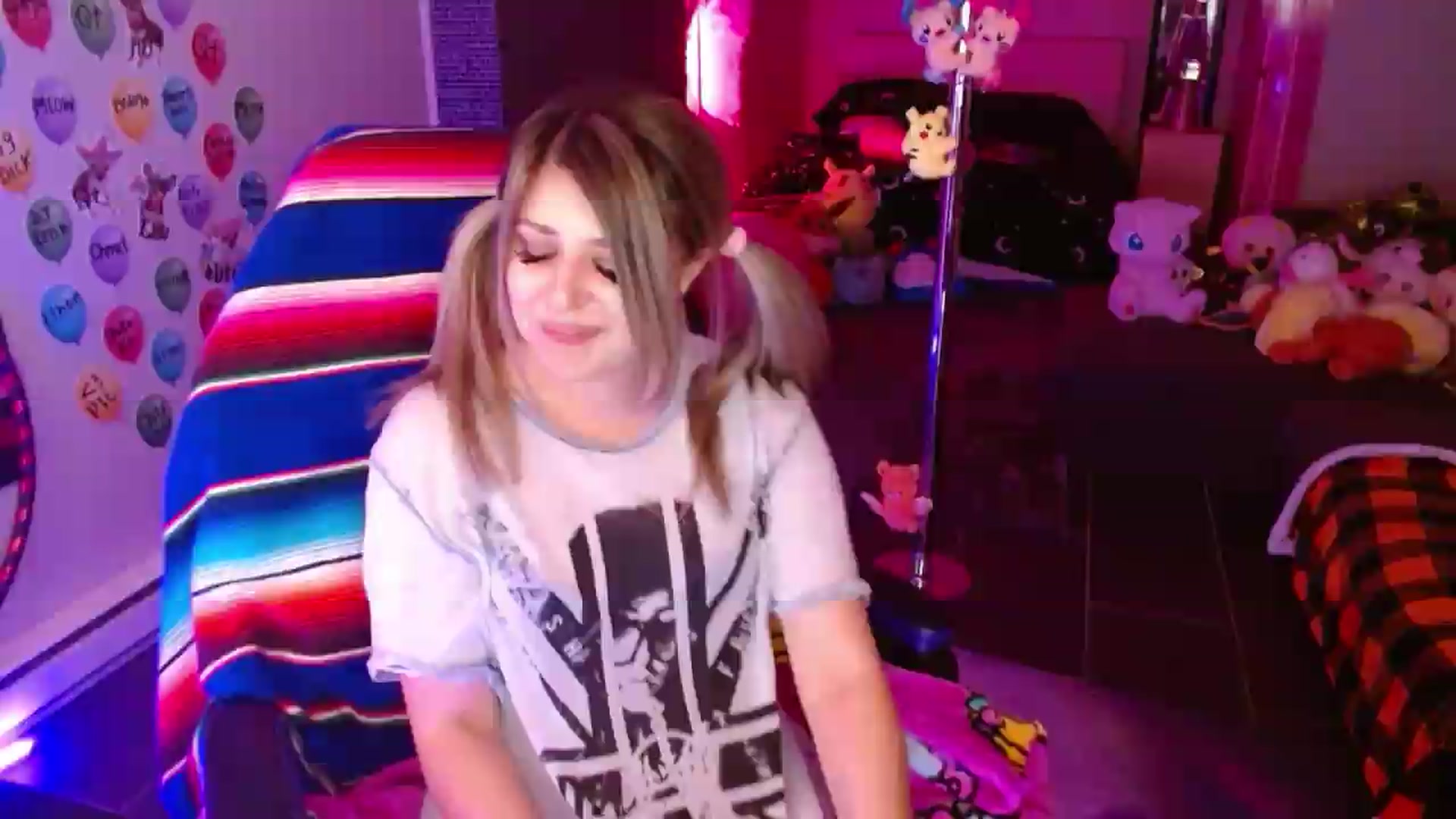 Gallery image thumbnail from Serafina's myfreecams stream on, 08/21/2026, 05:22 image 6 of 20