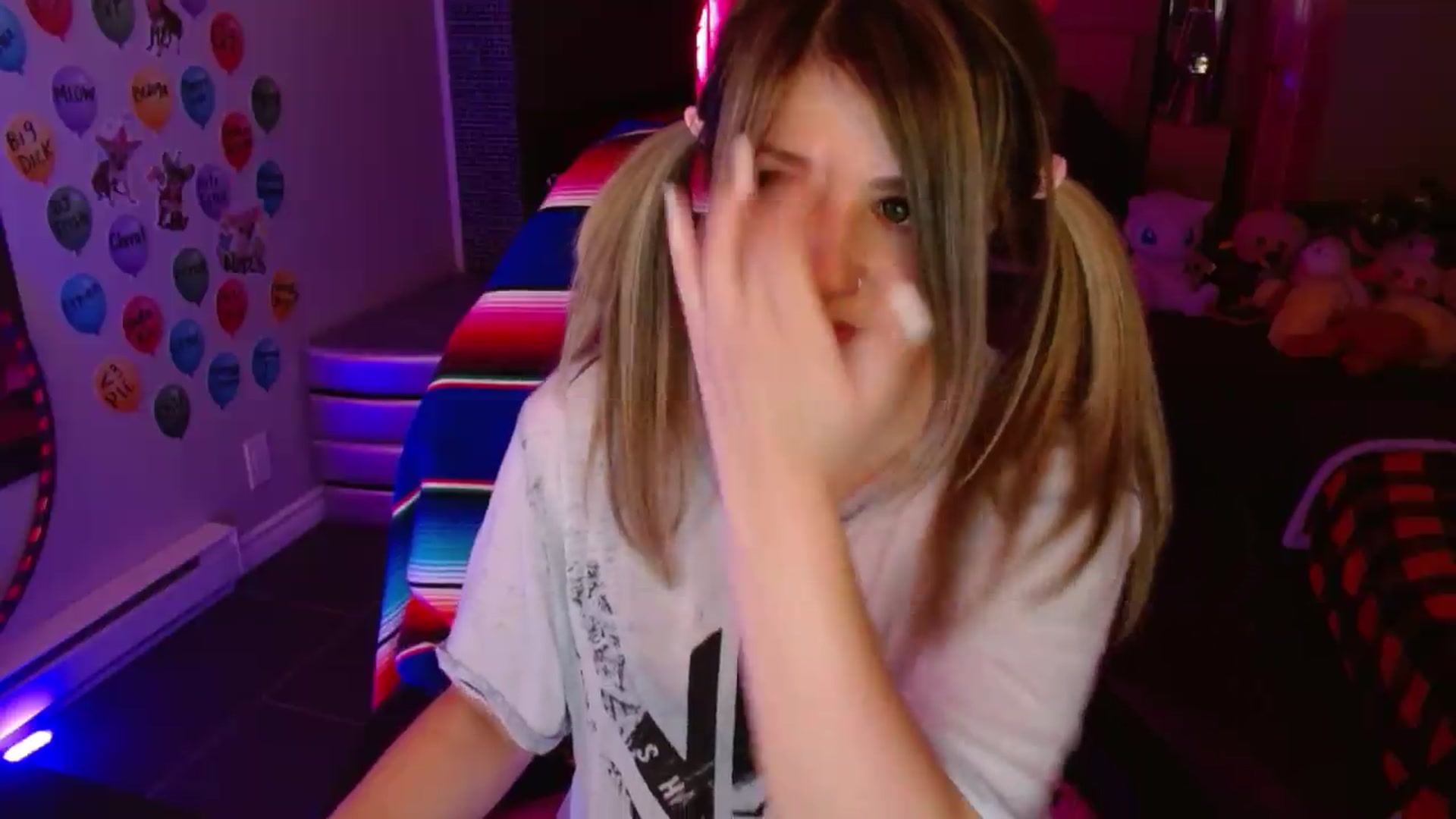Gallery image thumbnail from Serafina's myfreecams stream on, 08/21/2026, 05:22 image 14 of 20