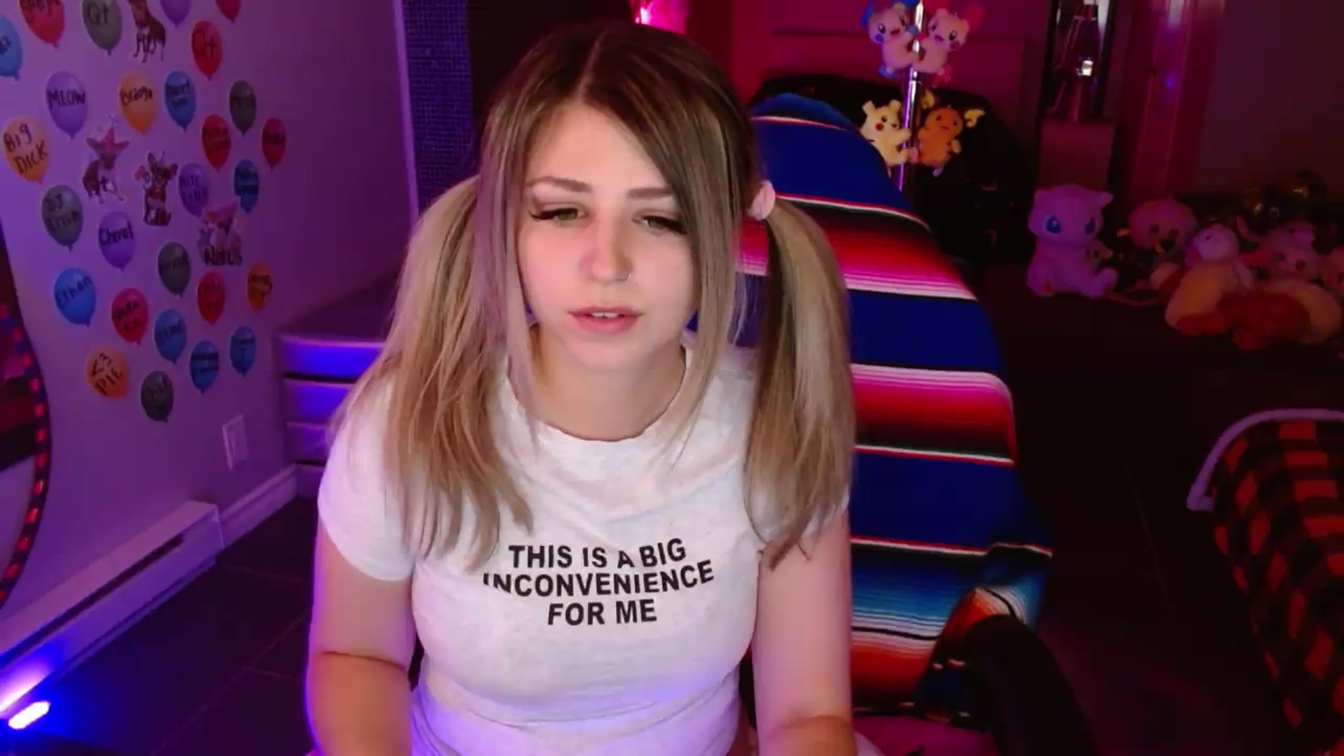 Gallery image thumbnail from Serafina's myfreecams stream on, 08/23/2026, 03:23 image 15 of 20