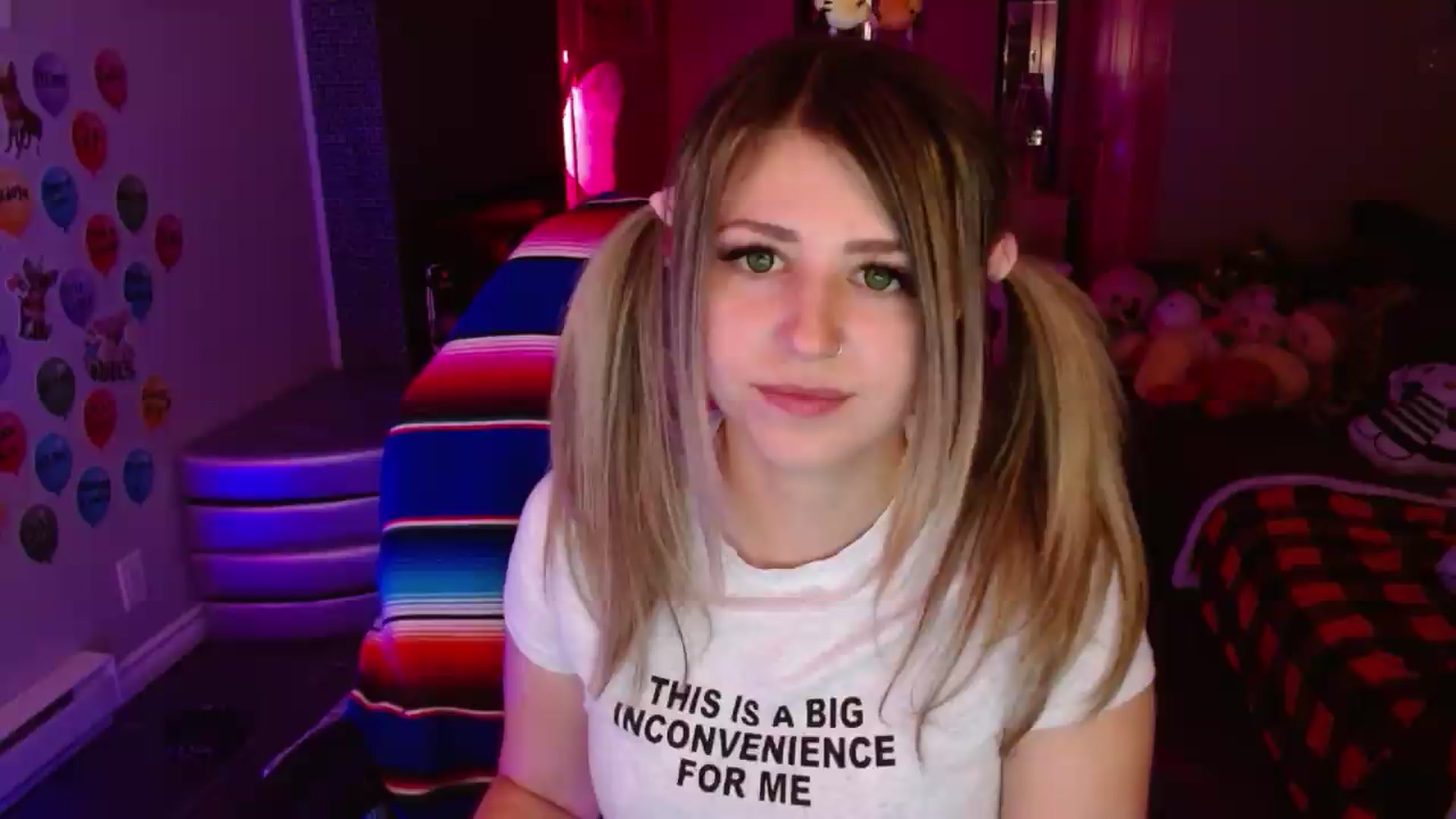 Gallery image thumbnail from Serafina's myfreecams stream on, 08/23/2026, 04:29 image 19 of 20