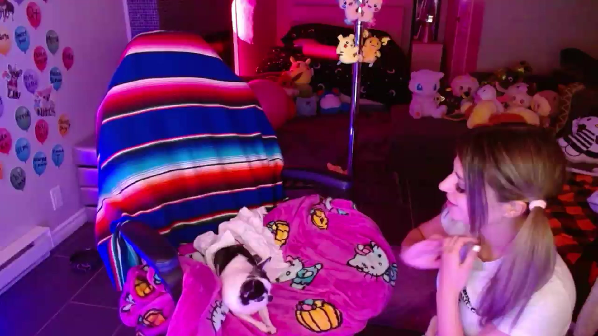 Gallery image thumbnail from Serafina's myfreecams stream on, 08/23/2026, 04:29 image 16 of 20